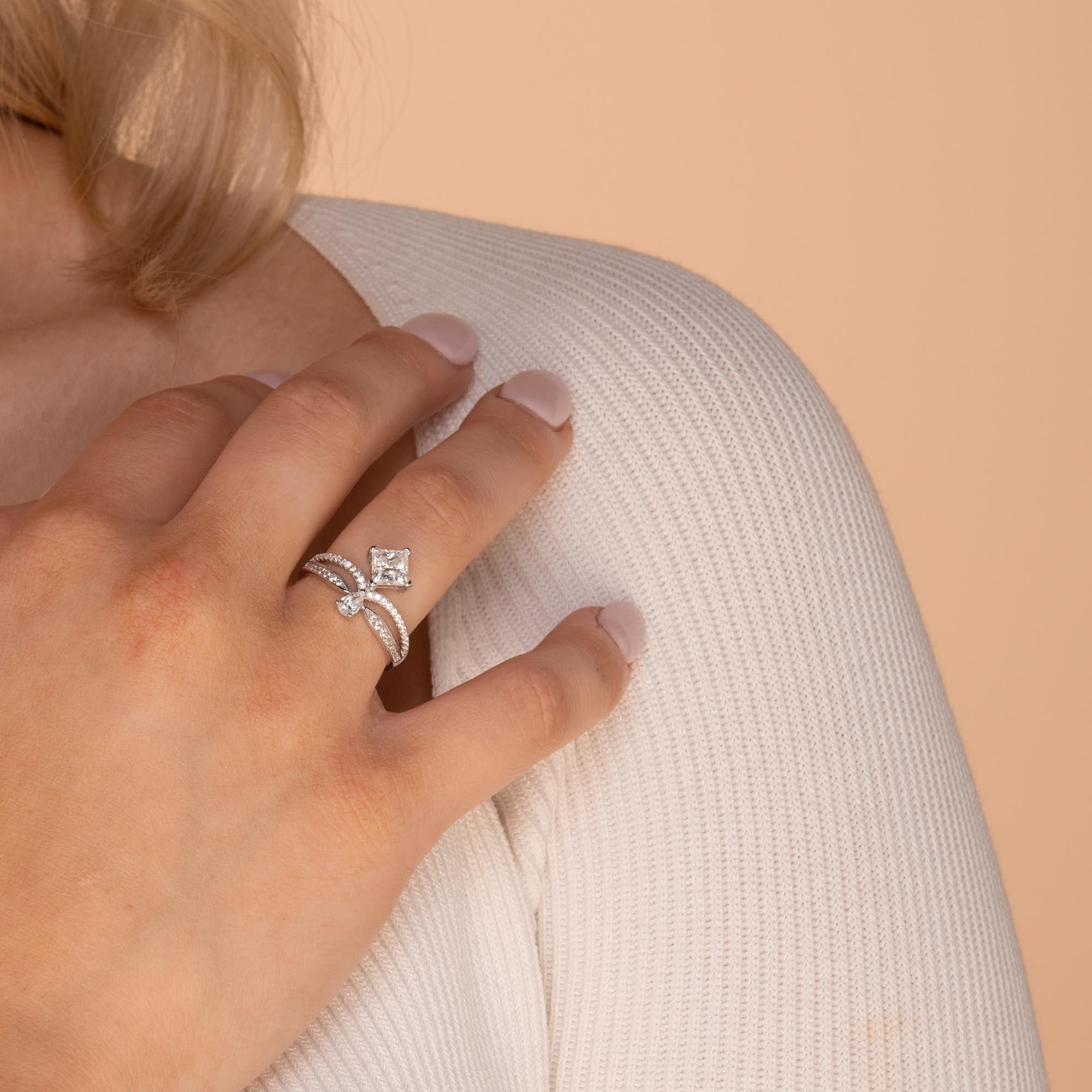 1 ct The Ruby Moissanite Diamond Engagement Ring - Camile & Stone