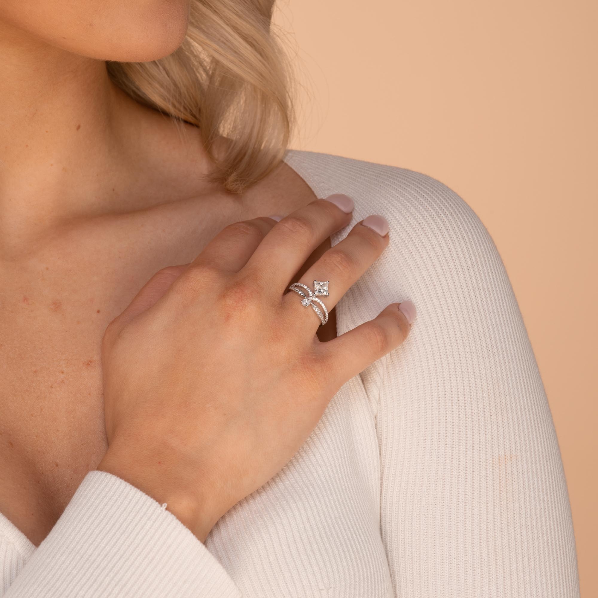 1 ct The Ruby Moissanite Diamond Engagement Ring - Camile & Stone