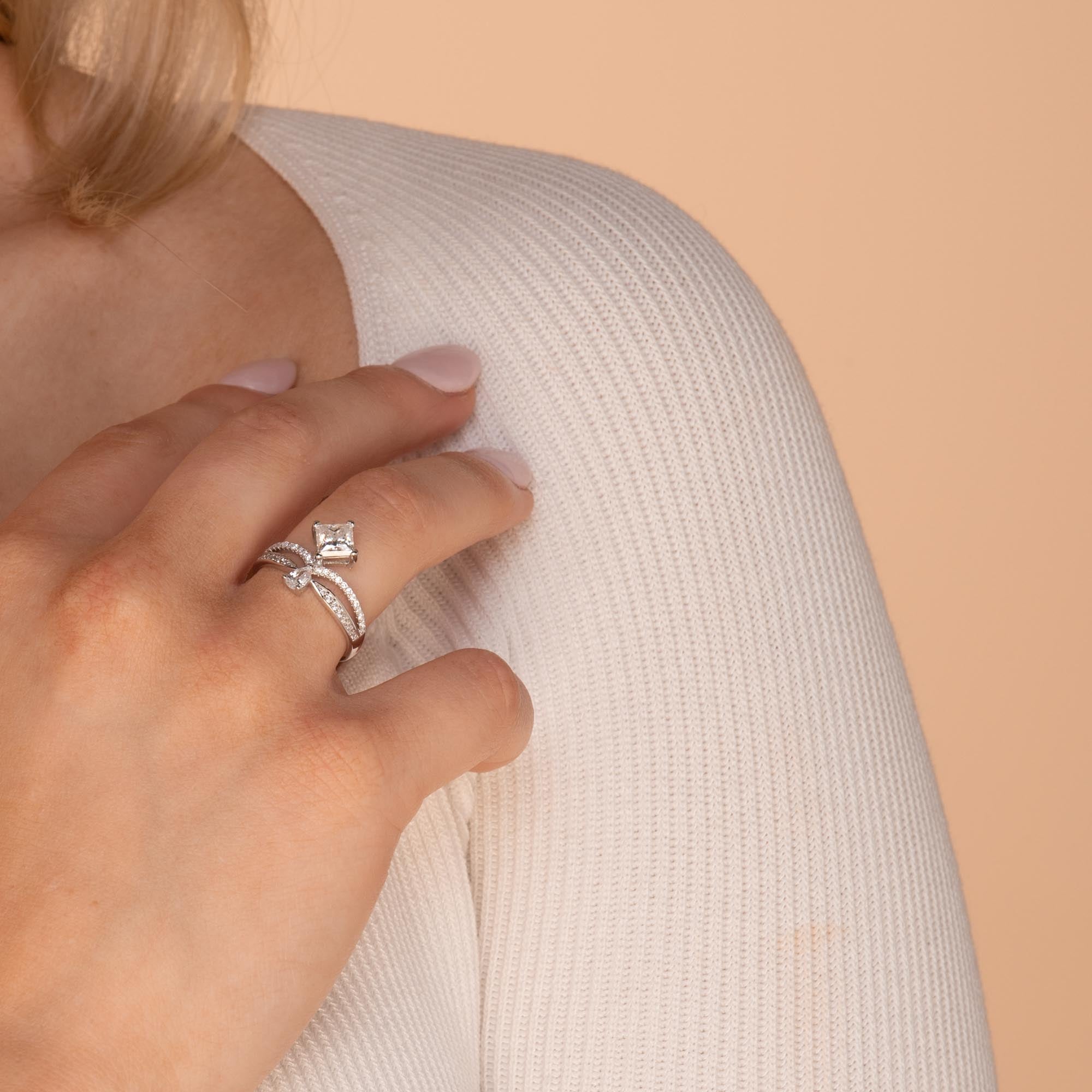 1 ct The Ruby Moissanite Diamond Engagement Ring - Camile & Stone