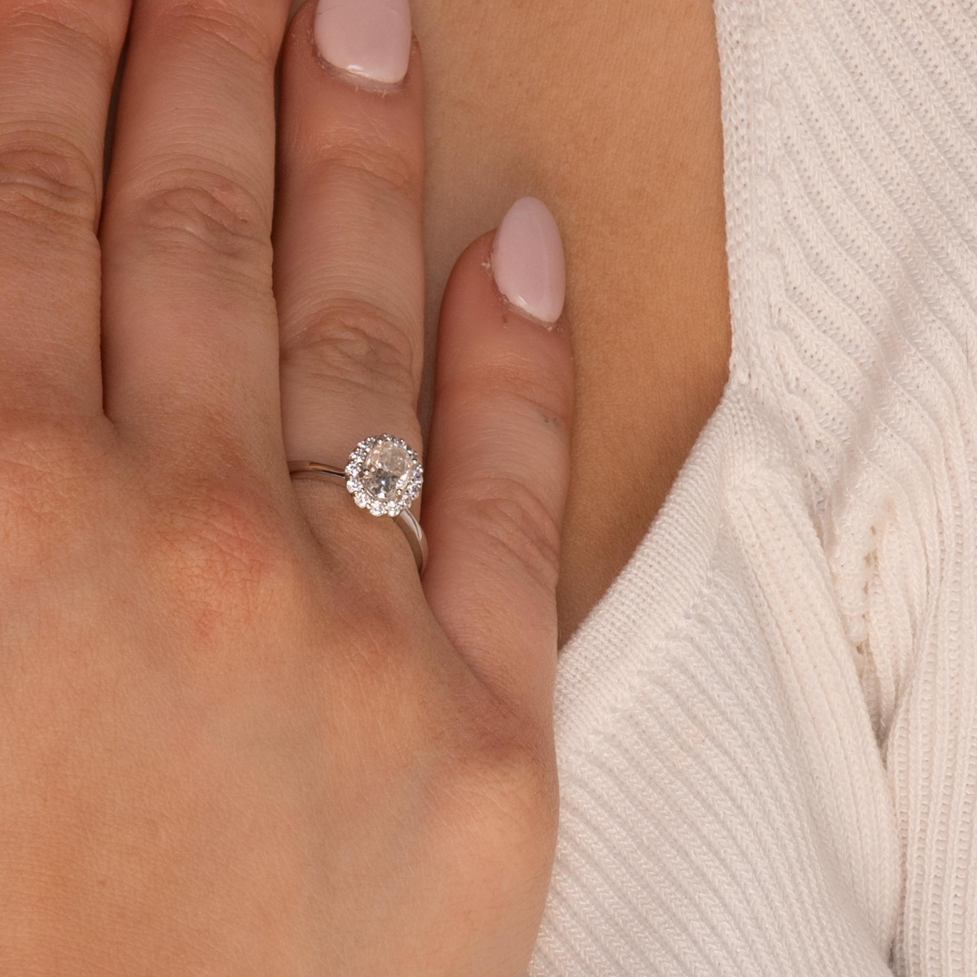 1.0 ct Oval Moissanite Diamond Ring - Camile & Stone