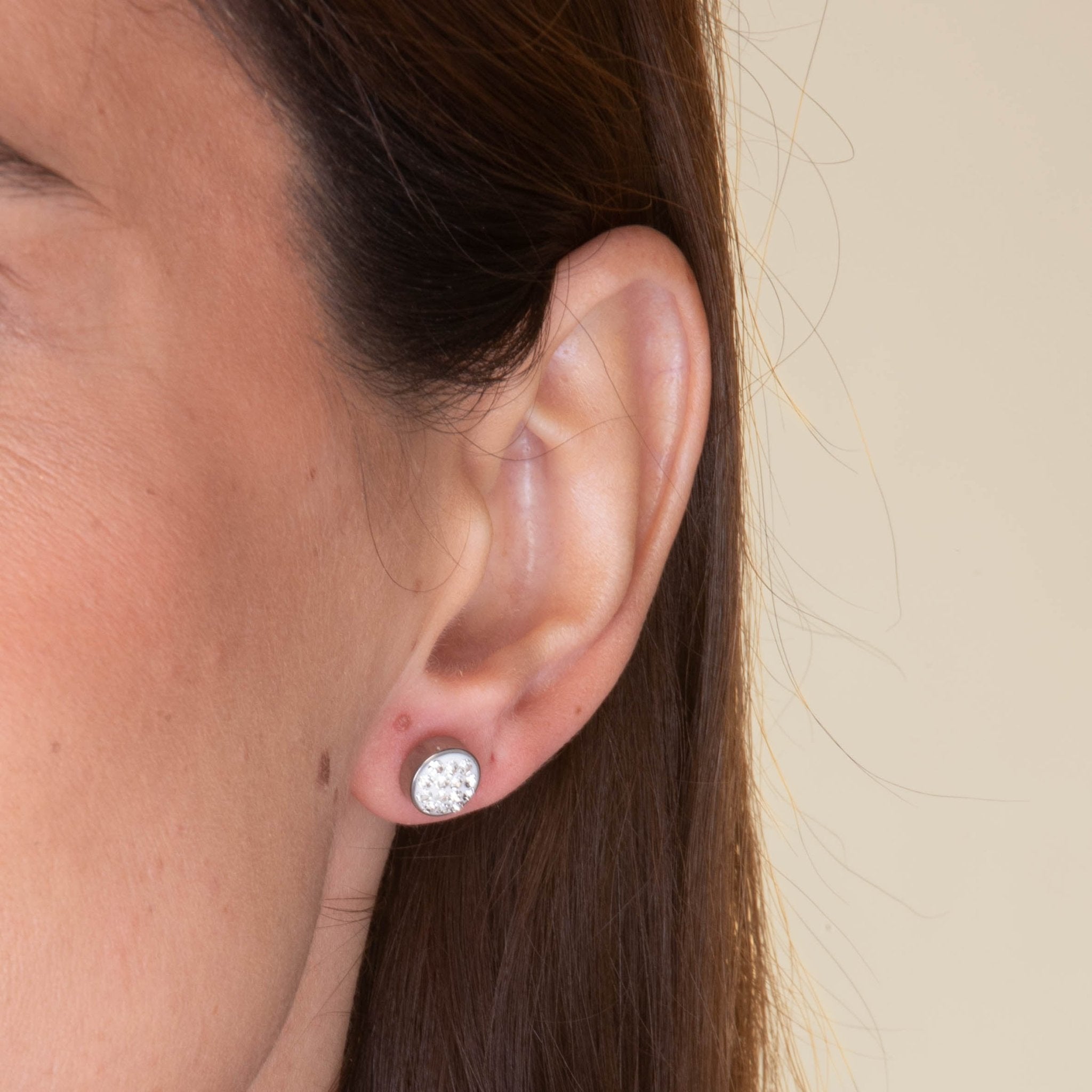 8mm Unisex Circle Crystal Stud Earrings - Camile & Stone