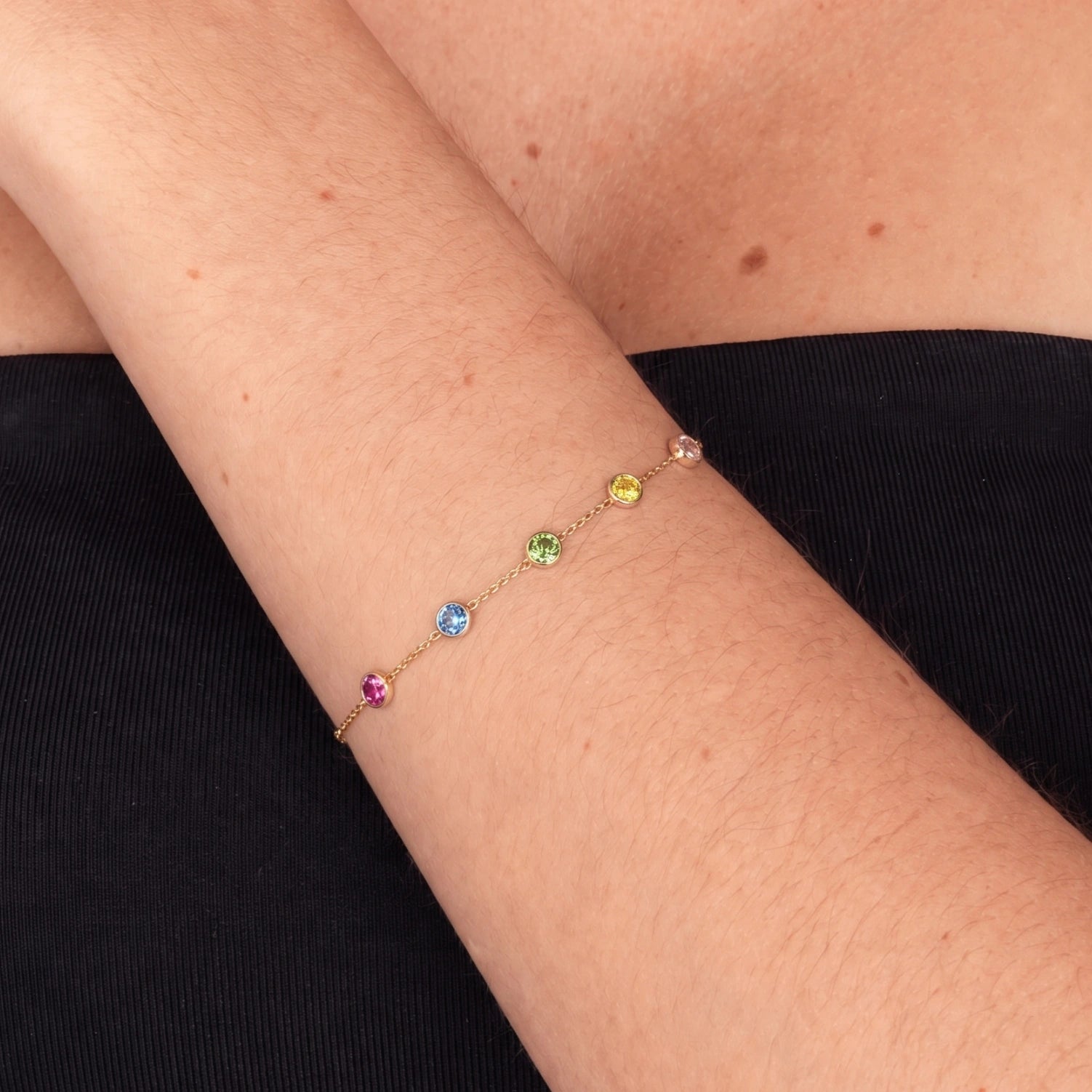 The Multi Birthstone Chain Bracelet Gold