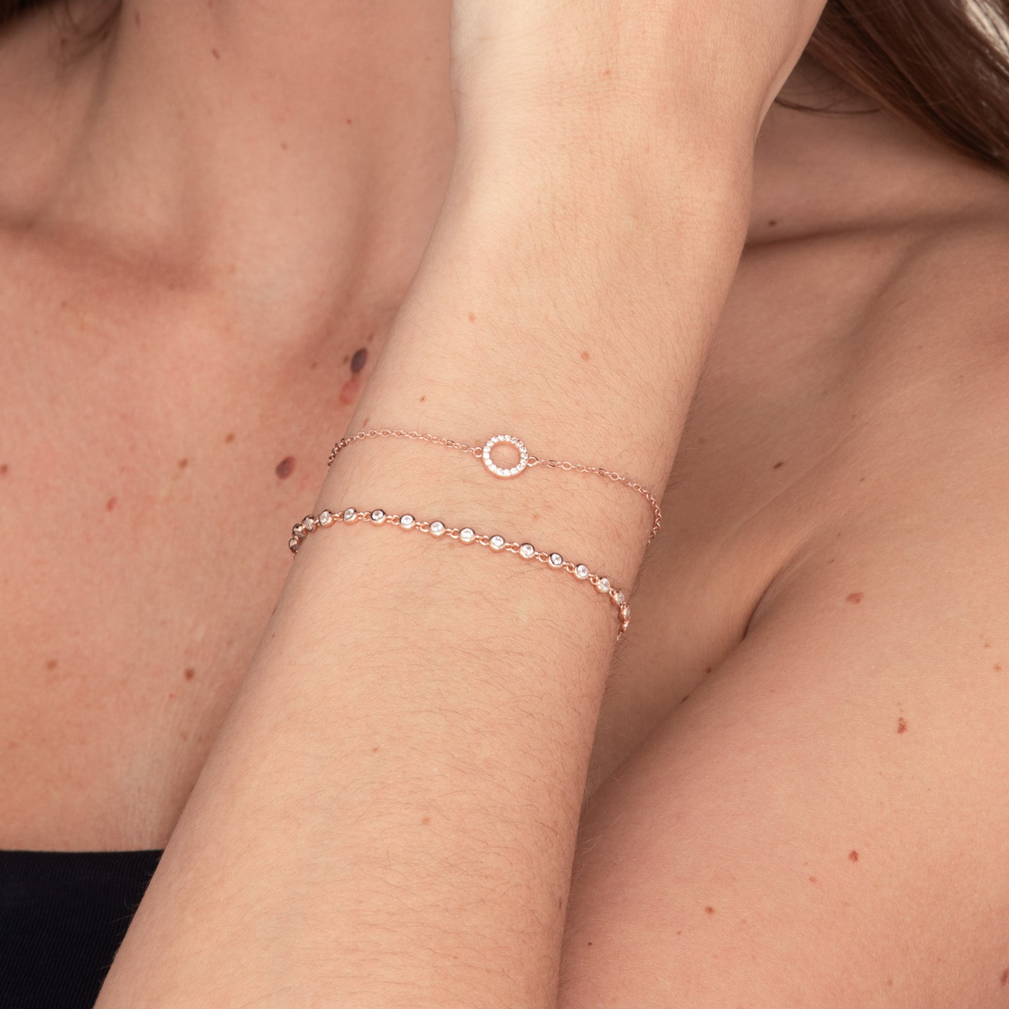 Circle Zirconia Chain Bracelet - Camile & Stone