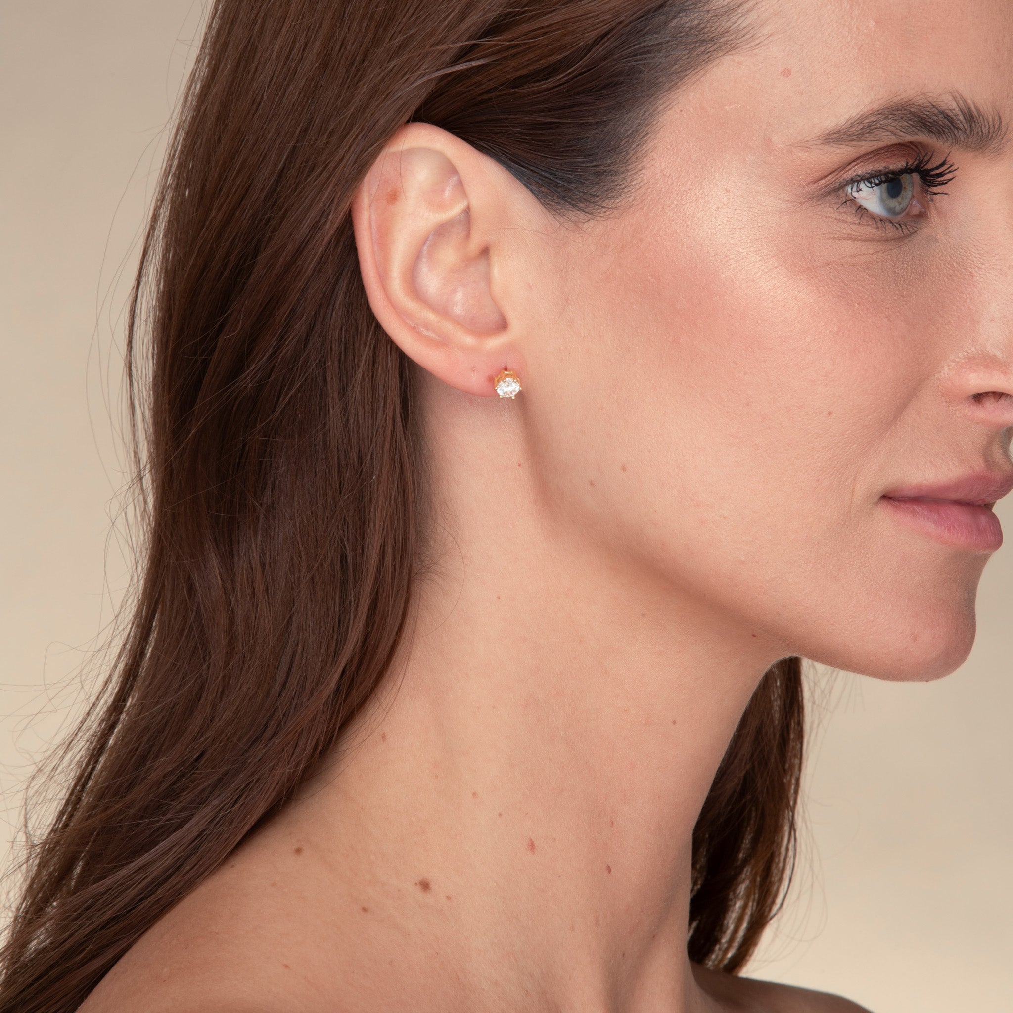 Classic 6 Claw Sapphire Stud Earrings - Camile & Stone