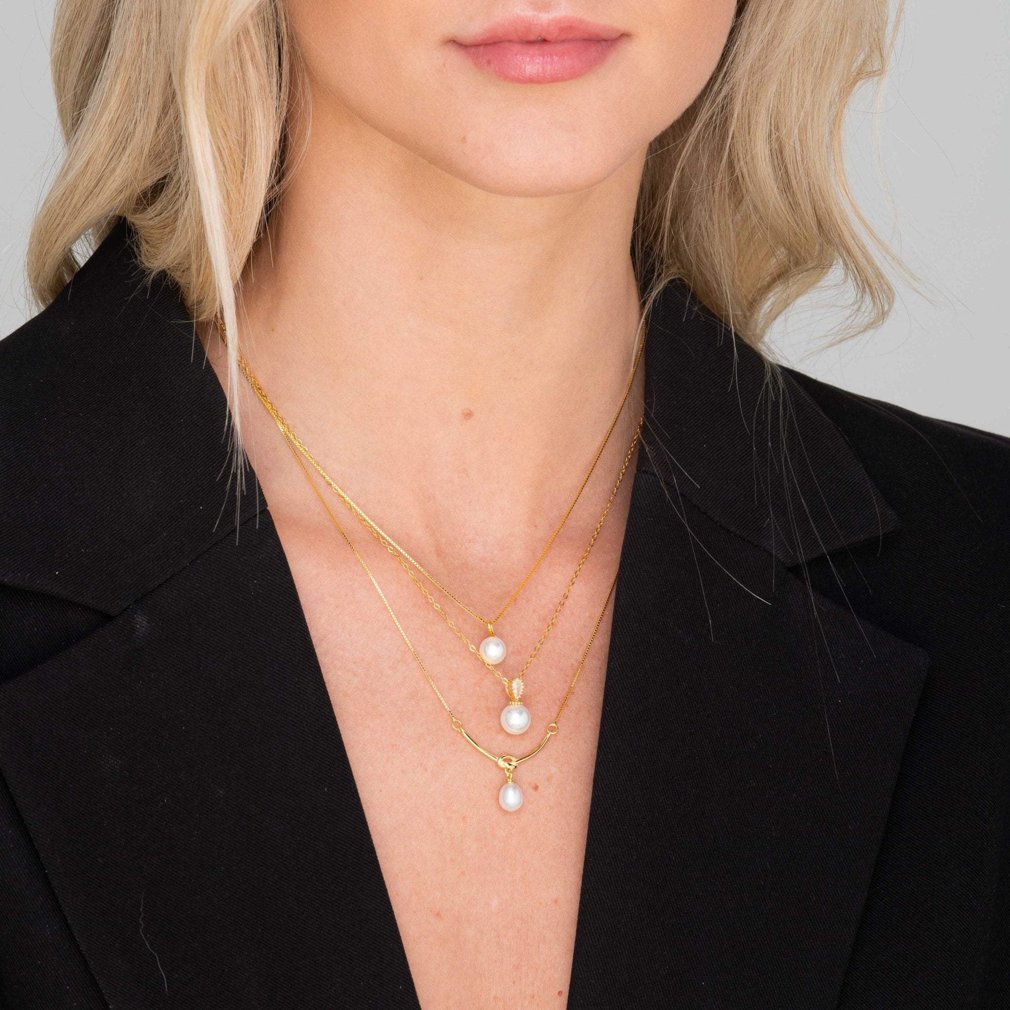 Classic Freshwater Pearl Drop Necklace - Camile & Stone