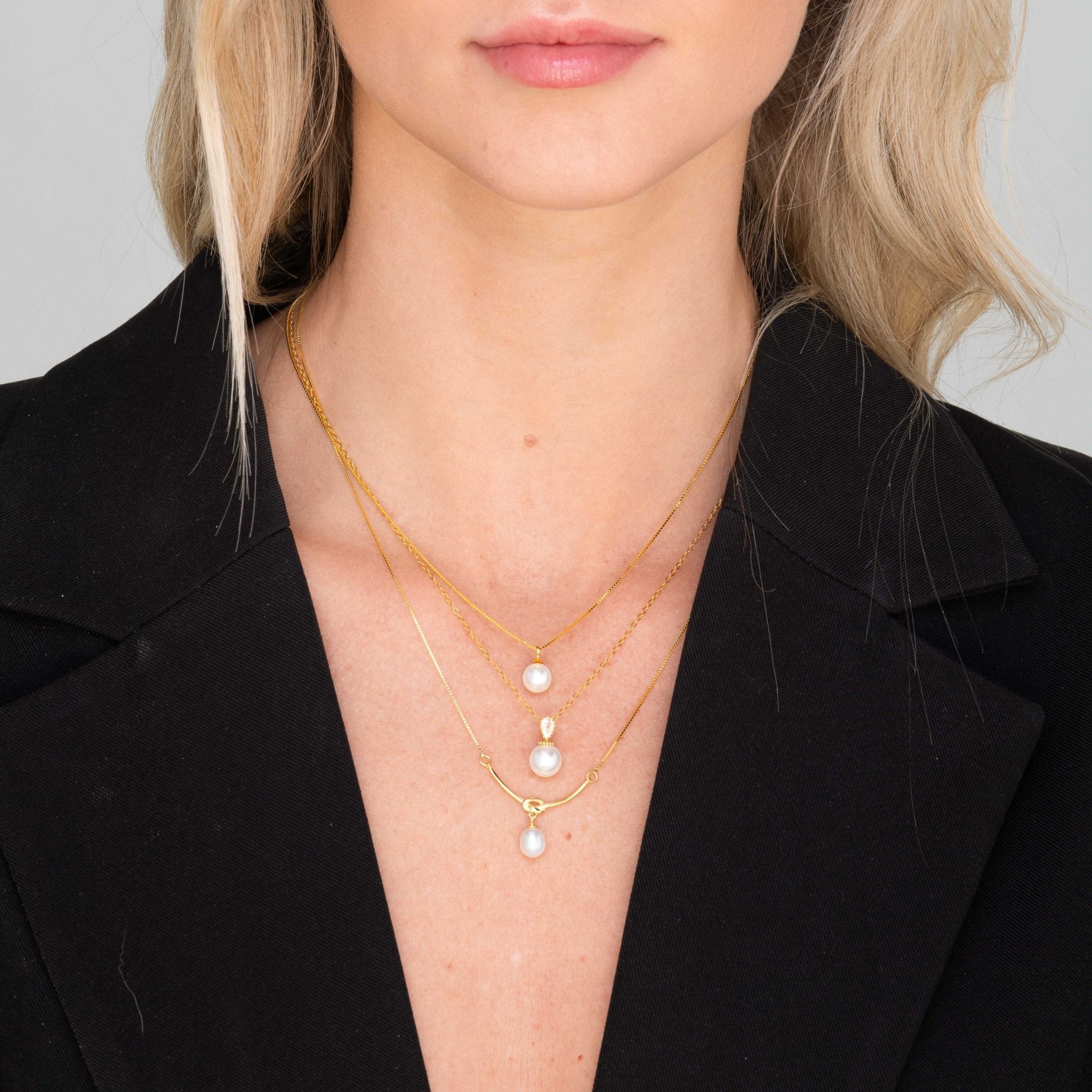 Classic Freshwater Pearl Drop Necklace - Camile & Stone