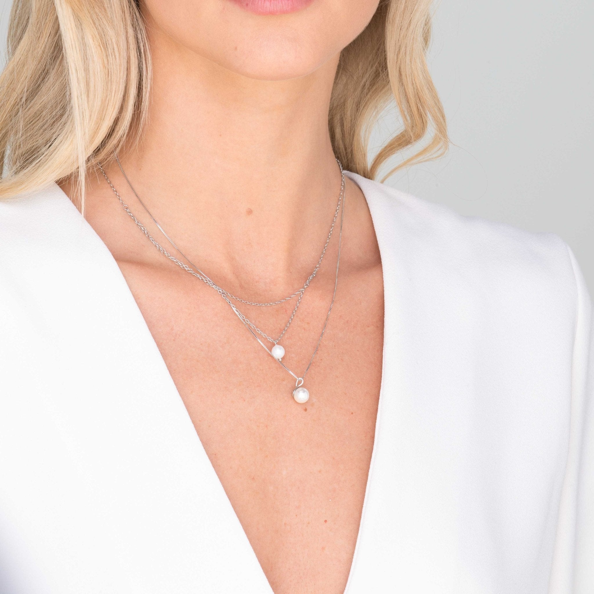 Classic Freshwater Pearl Drop Necklace - Camile & Stone
