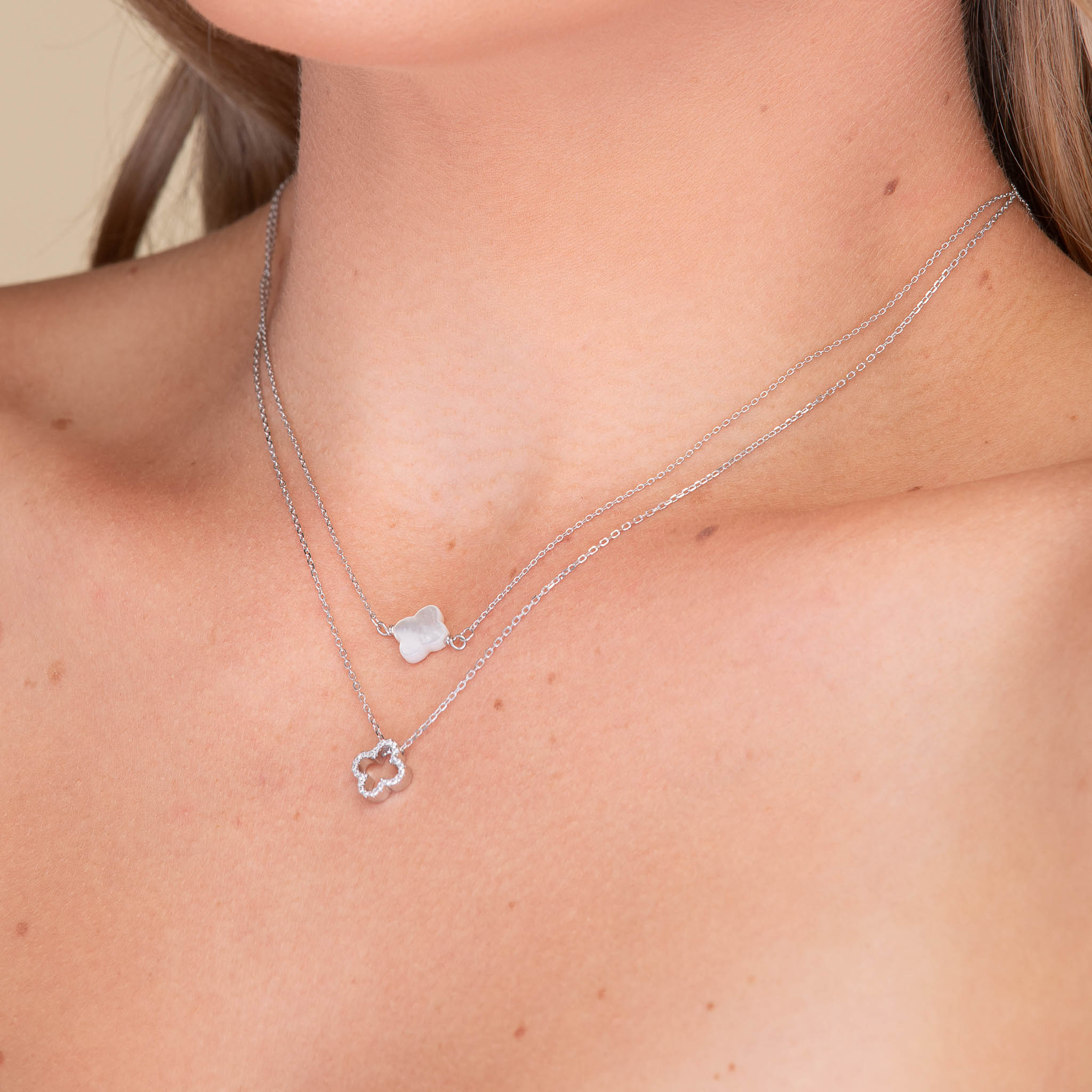 Clover MOP Pendant Necklace - Camile & Stone