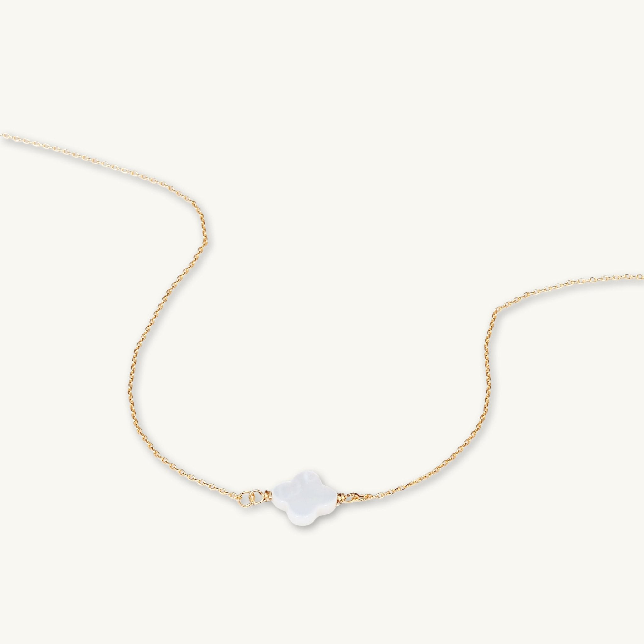 Clover MOP Pendant Necklace - Camile & Stone