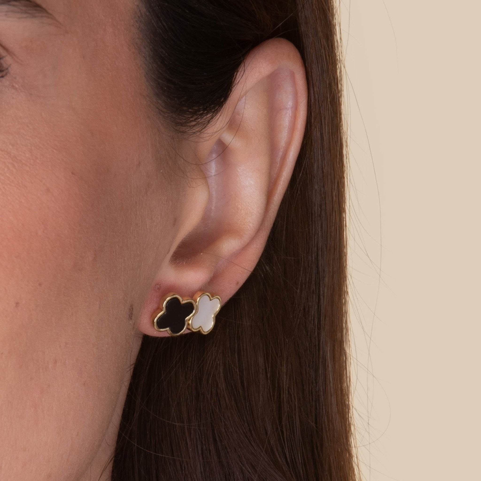 Clover Onyx Stud Earrings - Camile & Stone