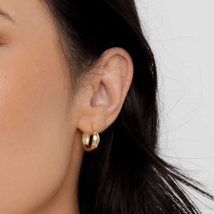 Dome Sapphire Huggie Earrings - Camile & Stone