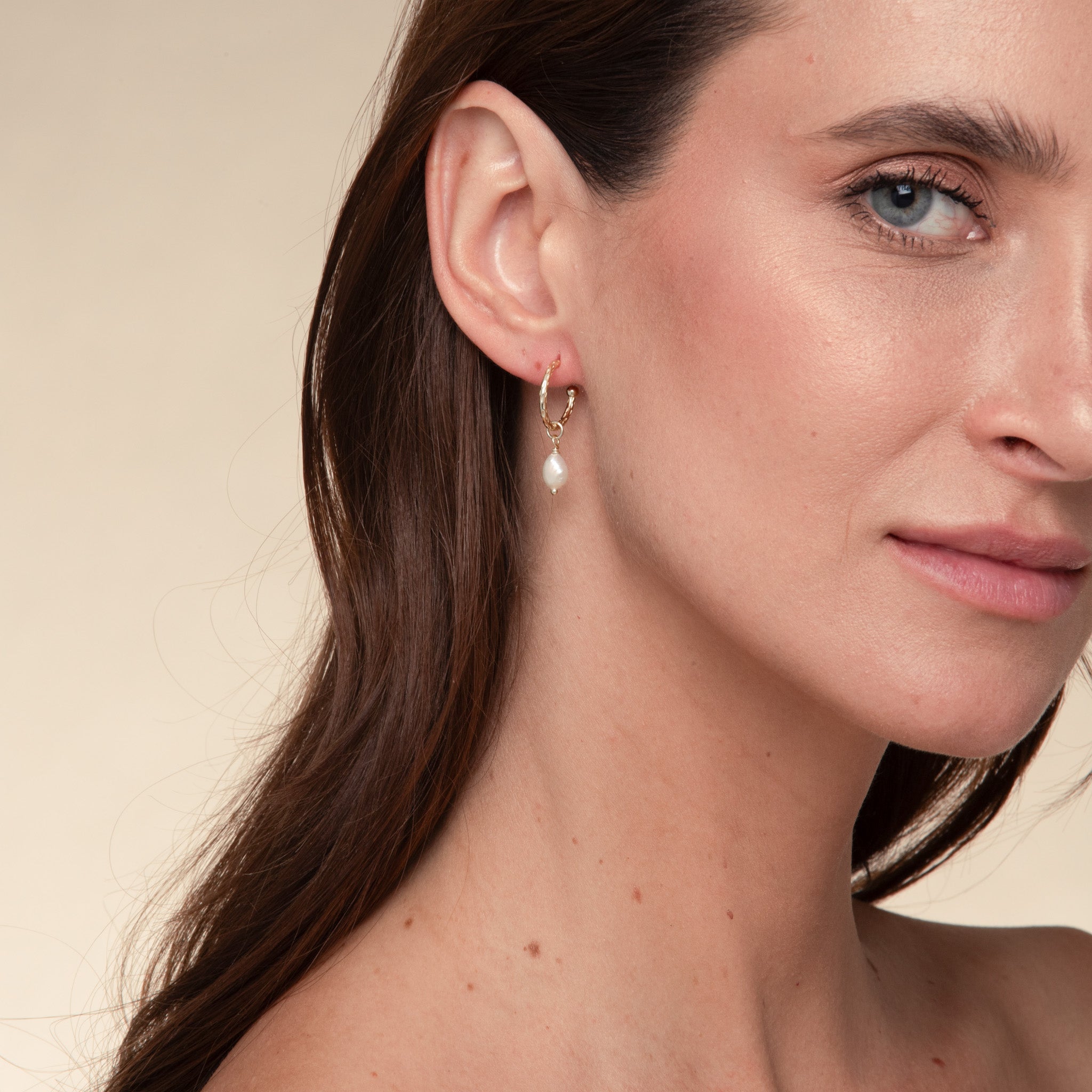 Freshwater Pearl Dangle Molten Huggie Earrings - Camile & Stone