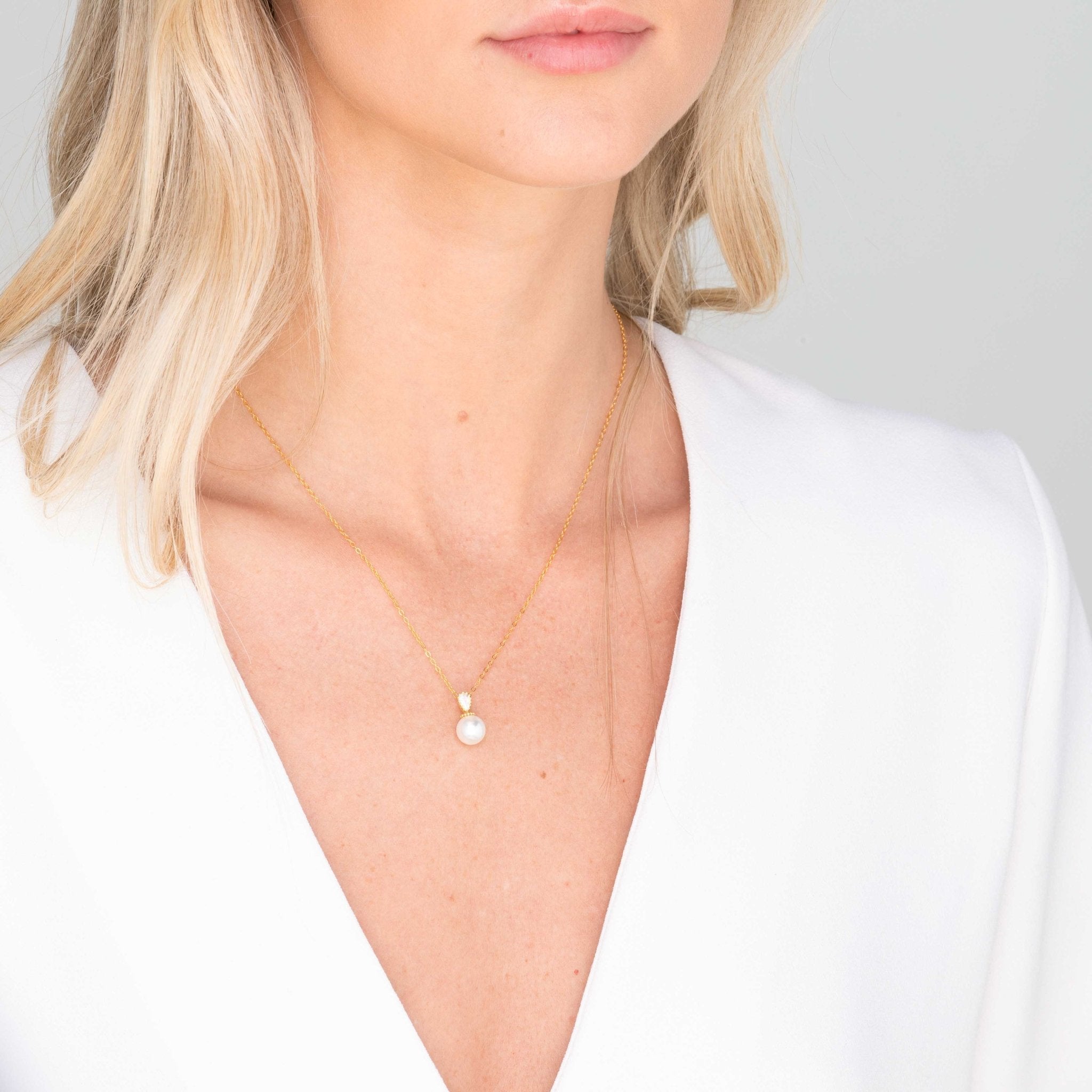 Freshwater Pearl Teardrop Necklace - Camile & Stone