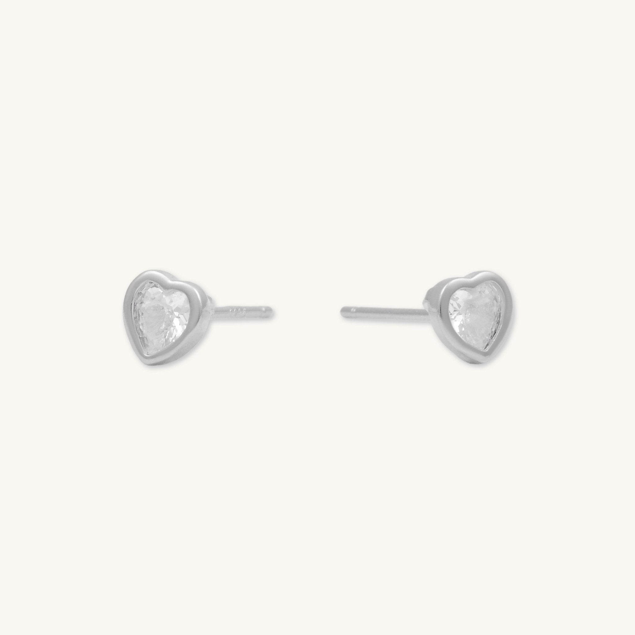 Heart Sapphire Stud Earrings - Camile & Stone