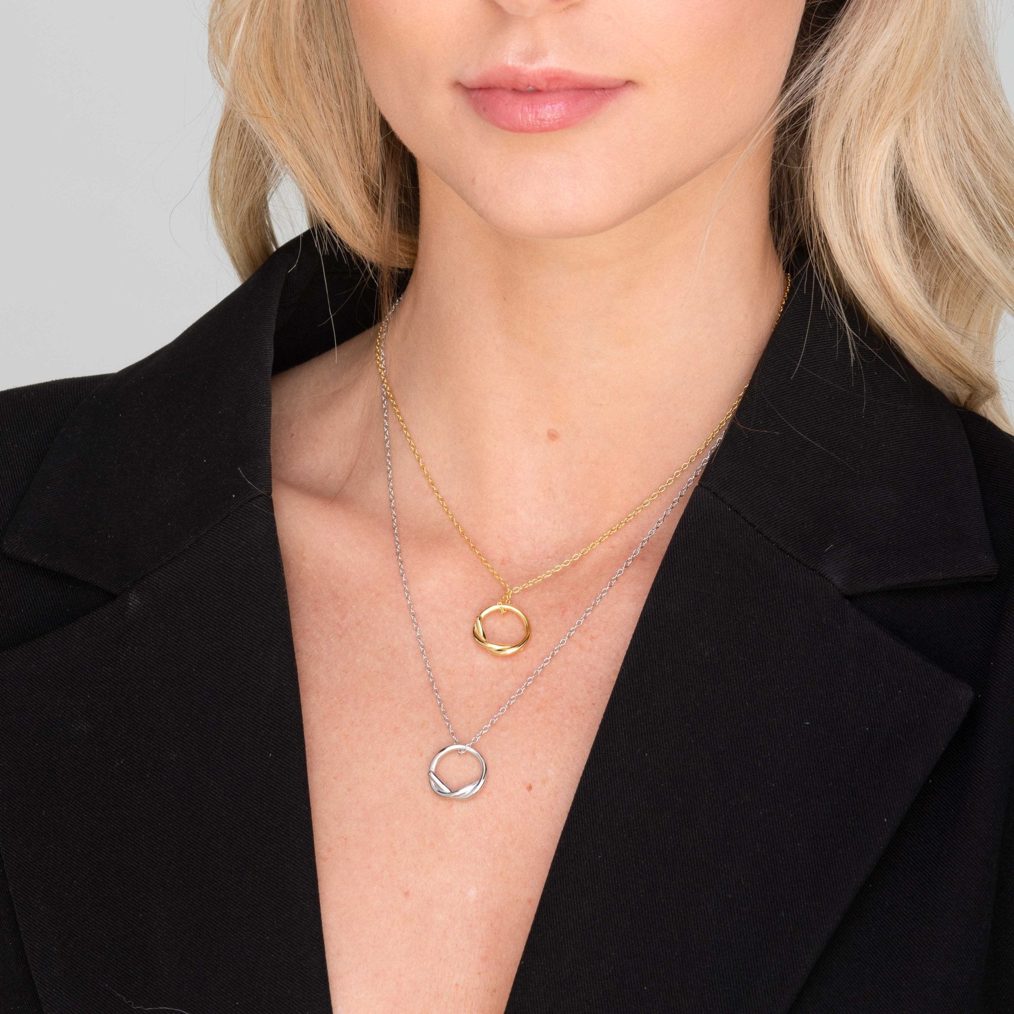 Love Knot Chain Necklace - Camile & Stone