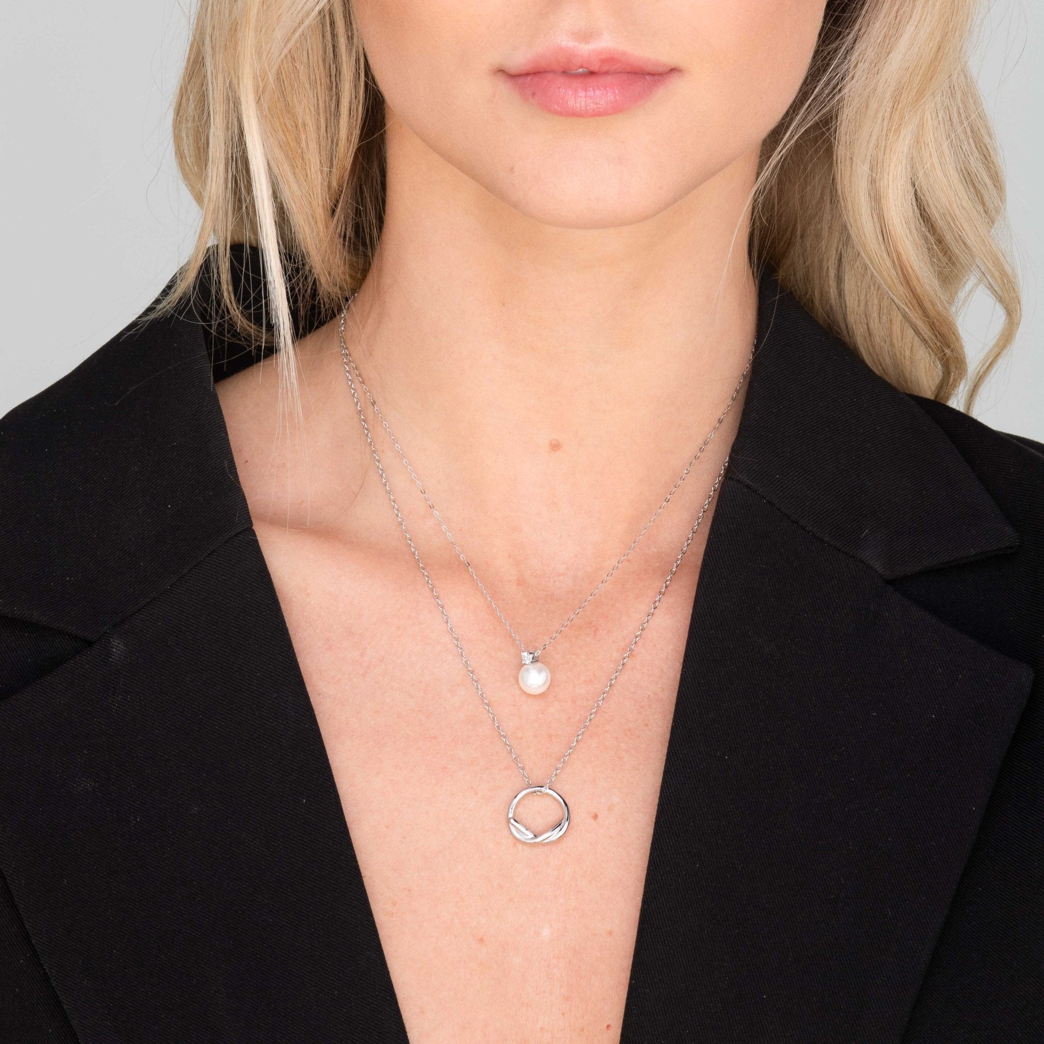 Love Knot Chain Necklace - Camile & Stone