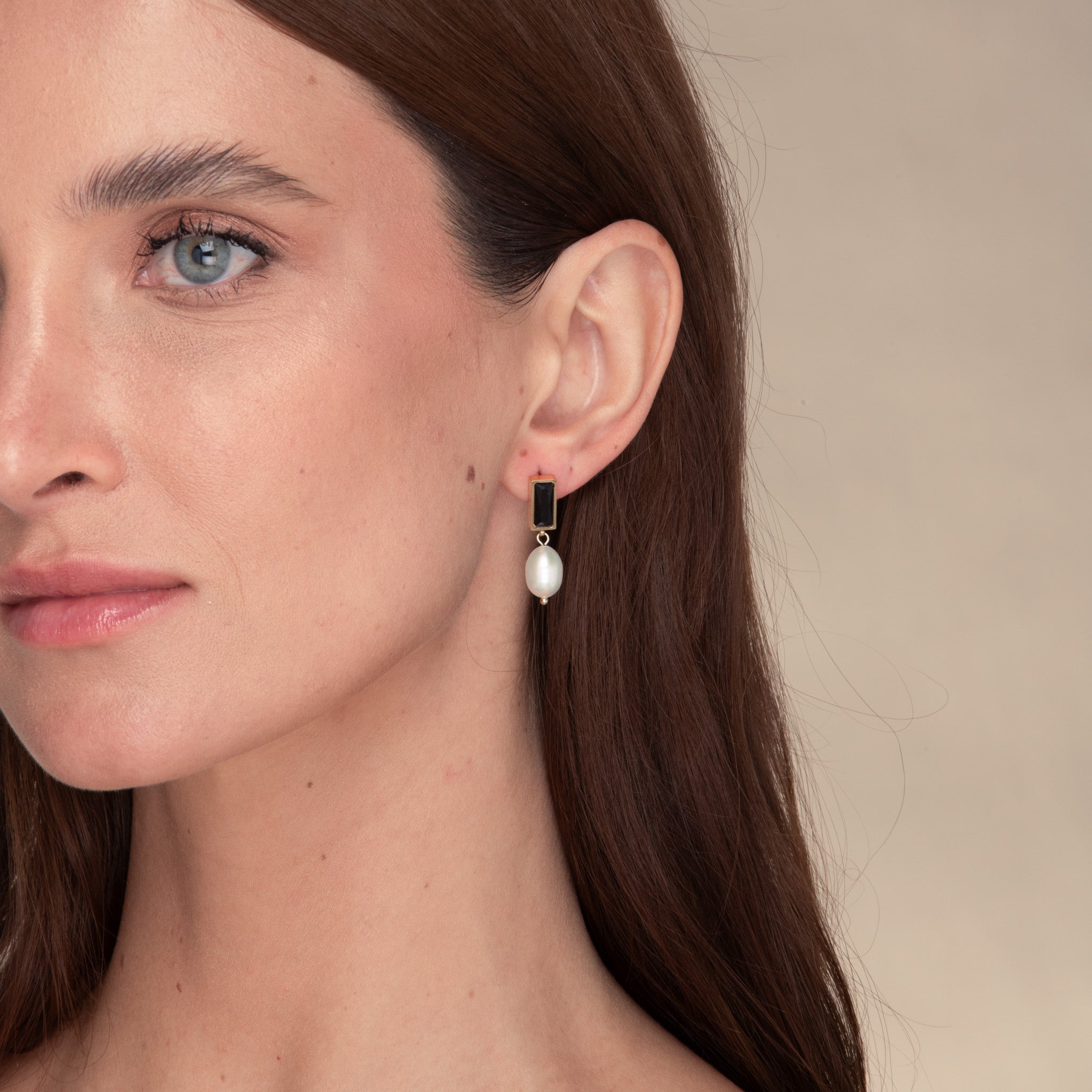 Lydia Onyx Pearl Earrings - Camile & Stone