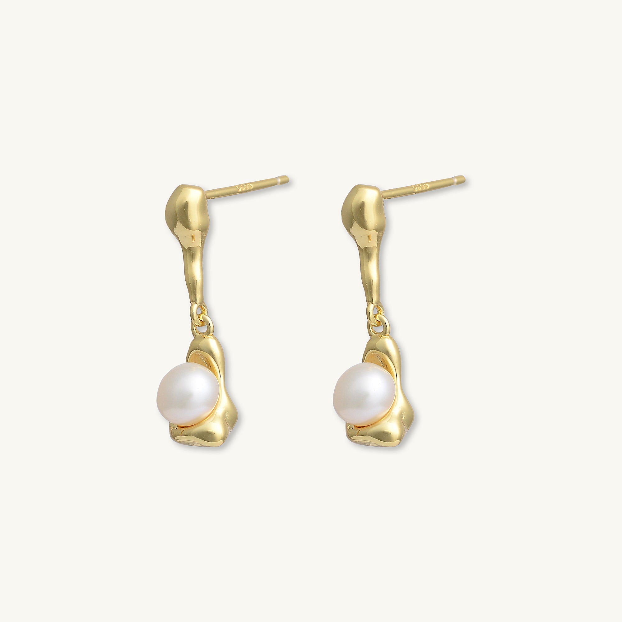 Molten Pearl Dangle Stud Earrings - Camile & Stone