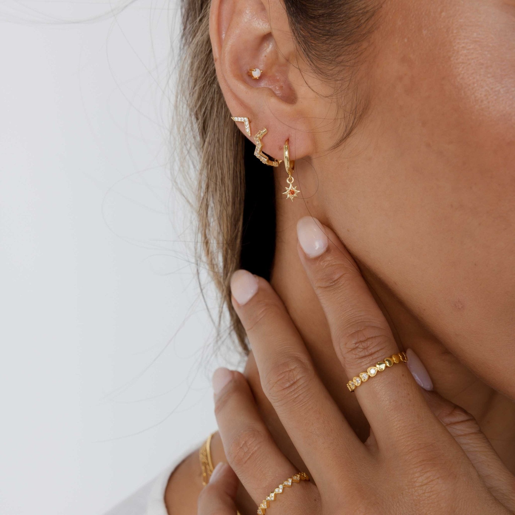 North Star Garnet Huggie Earrings - Camile & Stone