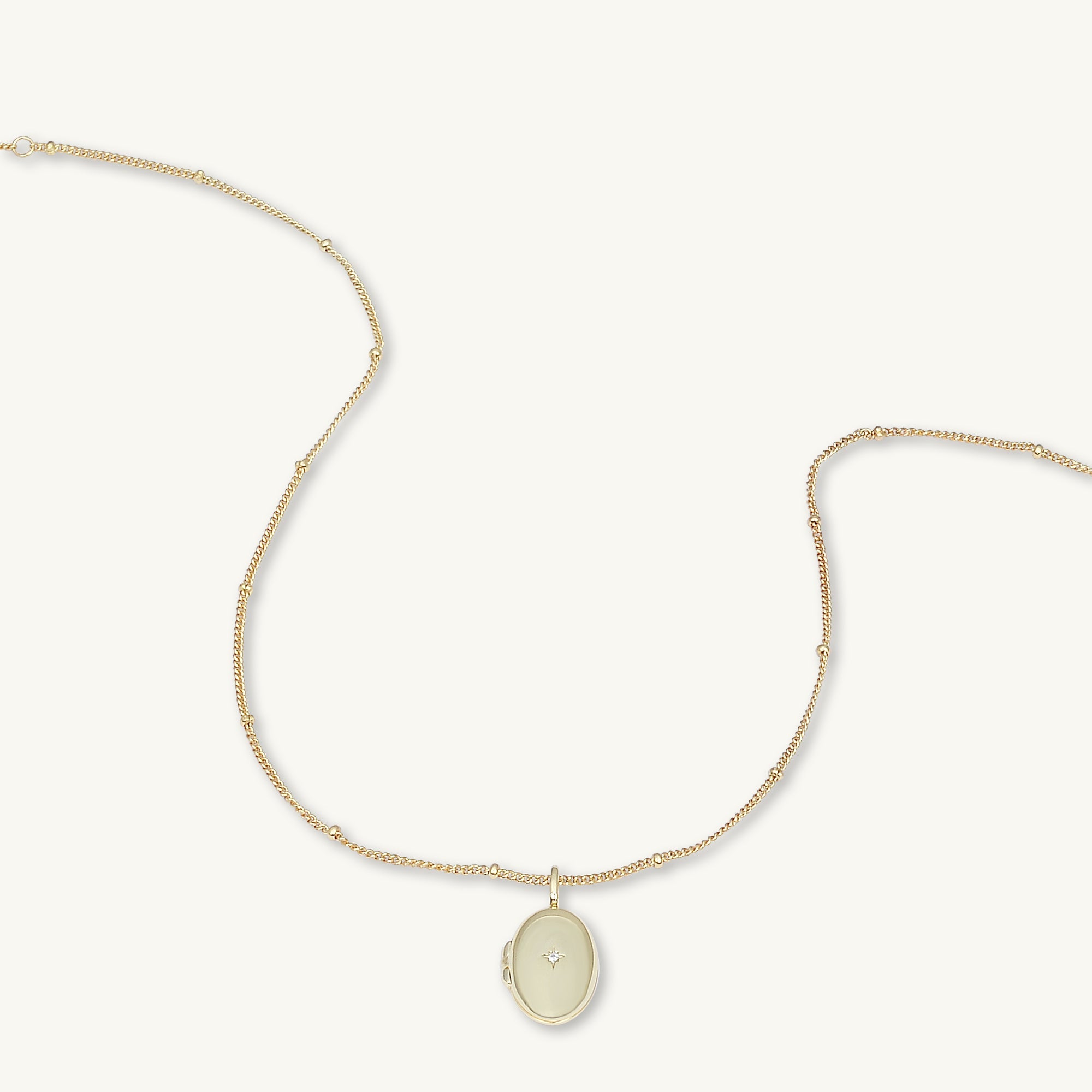 North Star Oval Photo Locket Necklace - Camile & Stone