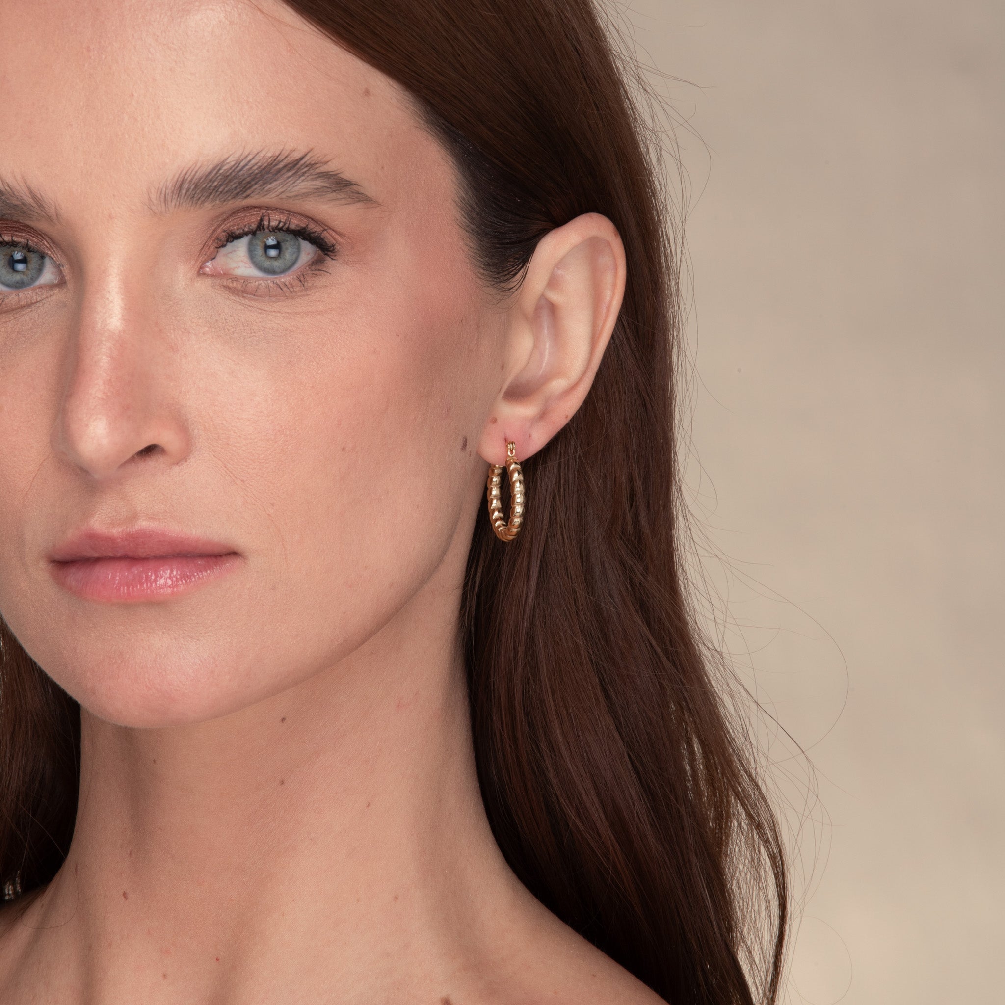 Nova Twist Hoop Earrings - Camile & Stone