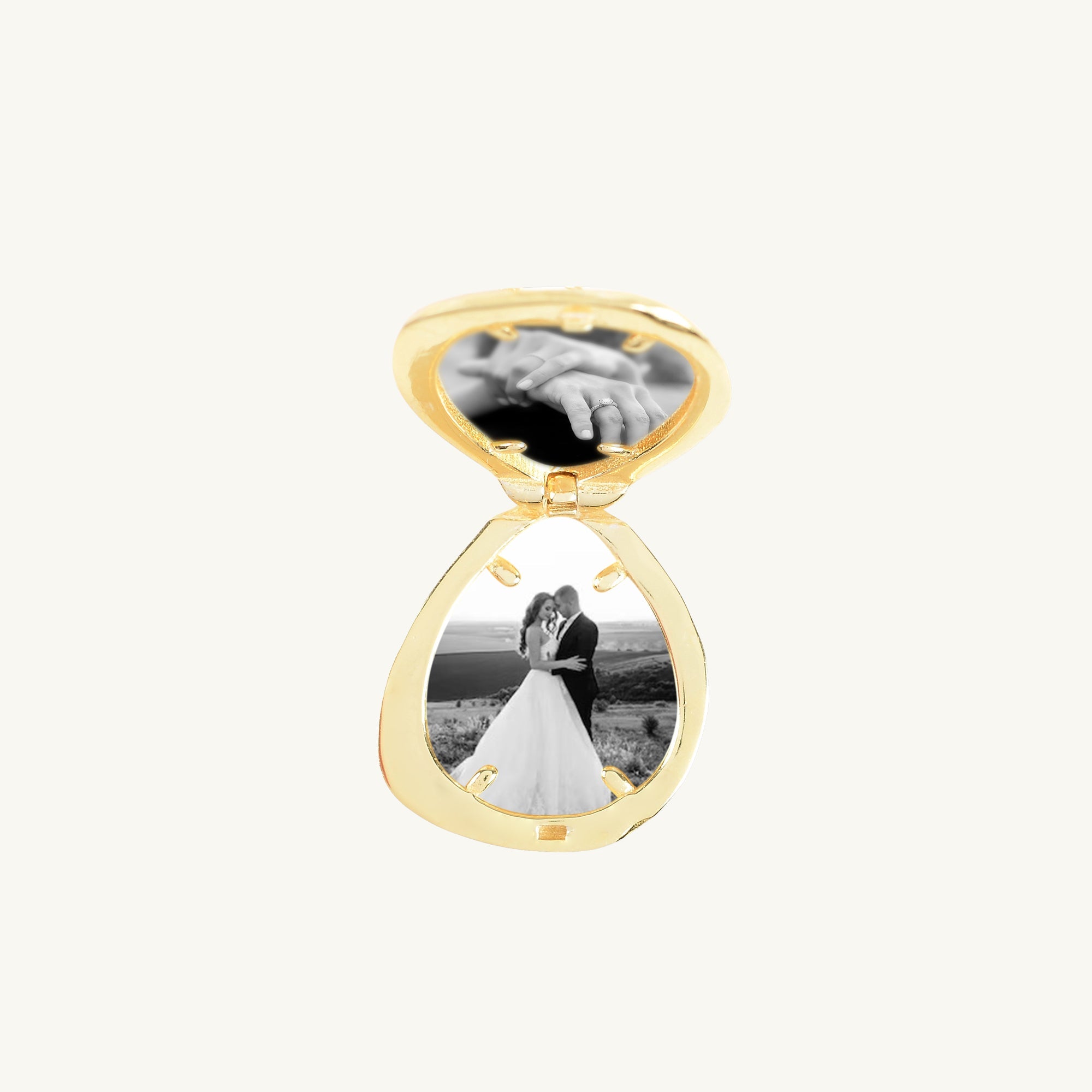 Oval Molten Photo Locket Necklace - Camile & Stone