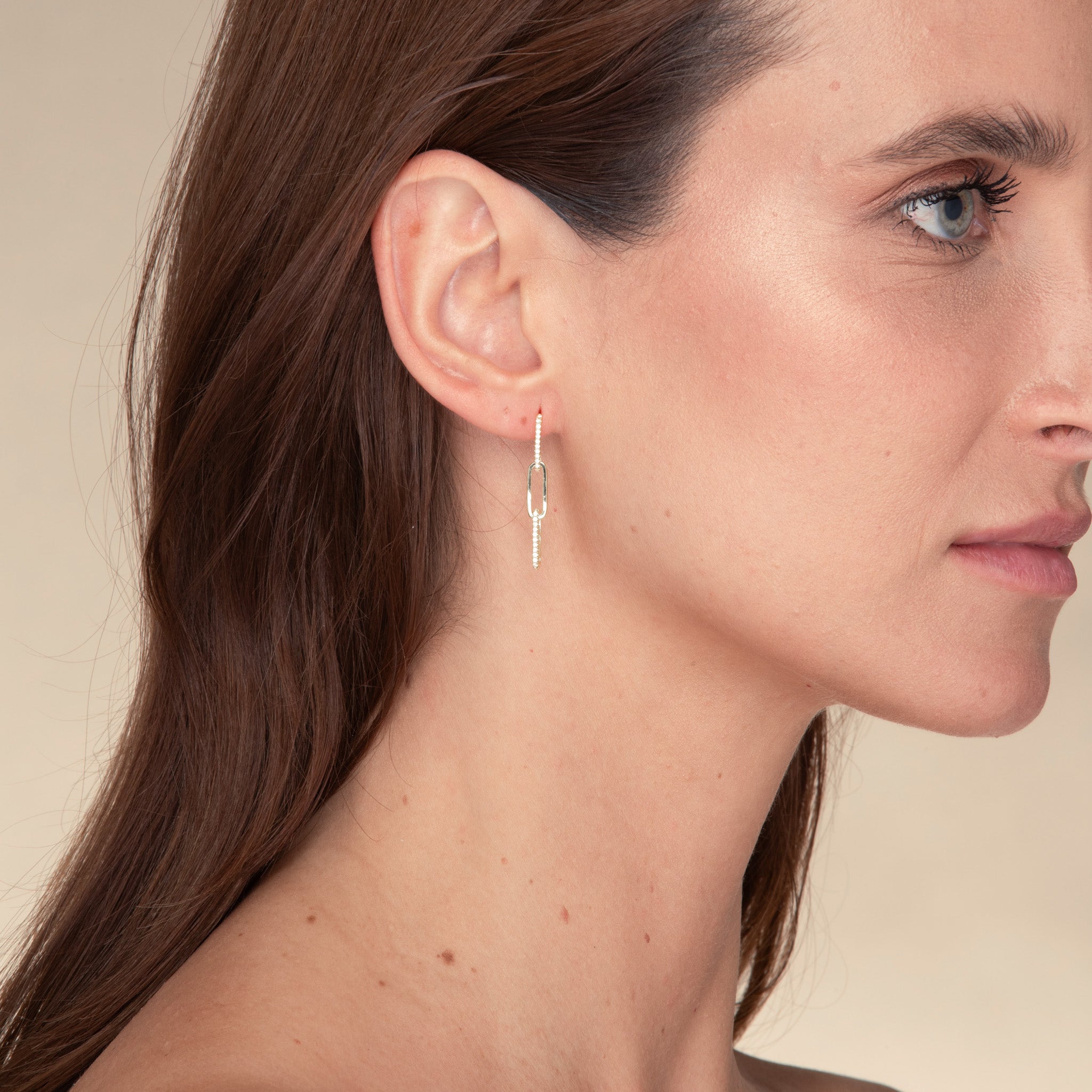 Paper Link Sapphire Earrings - Camile & Stone