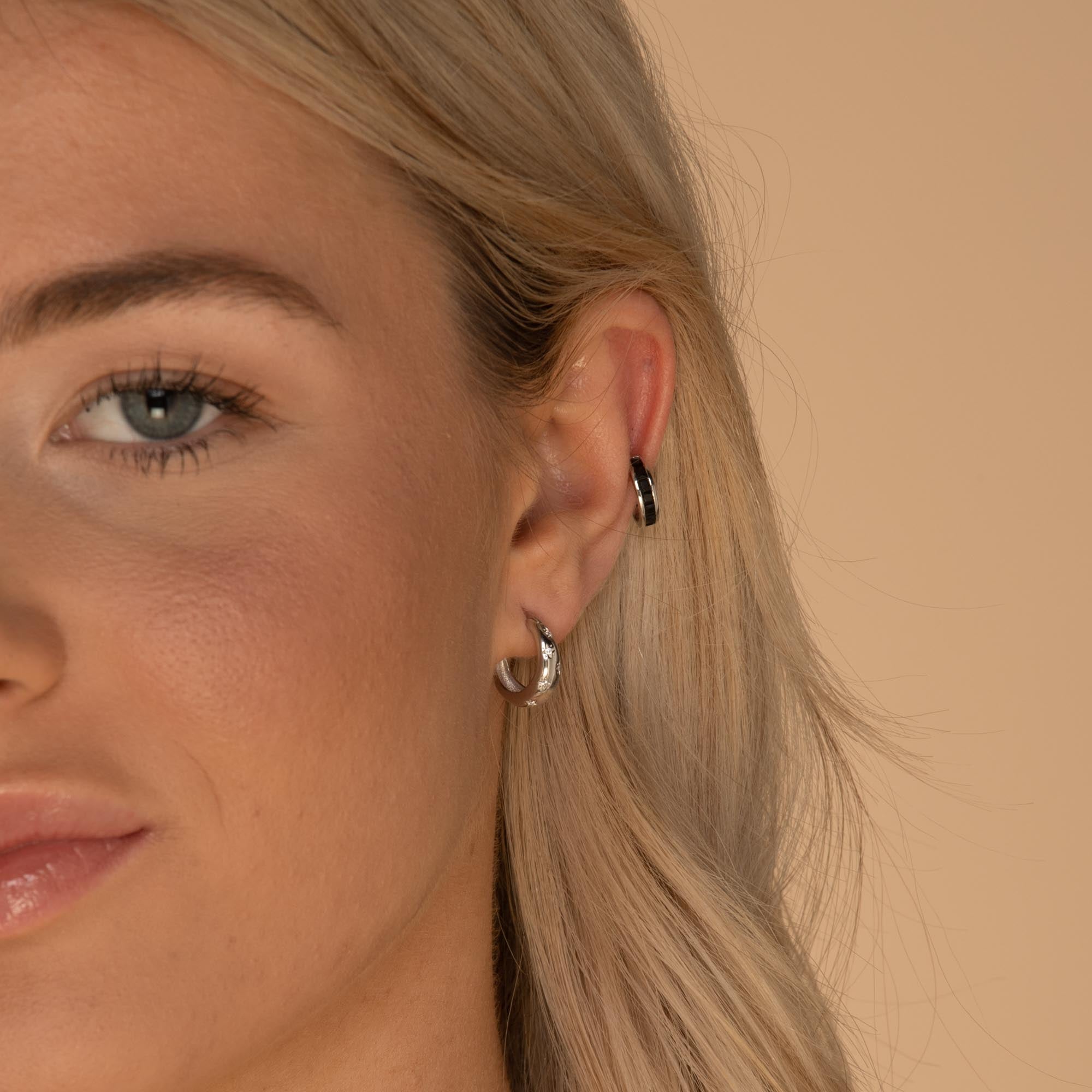 Single Black Sapphire Ear Cuff - Camile & Stone