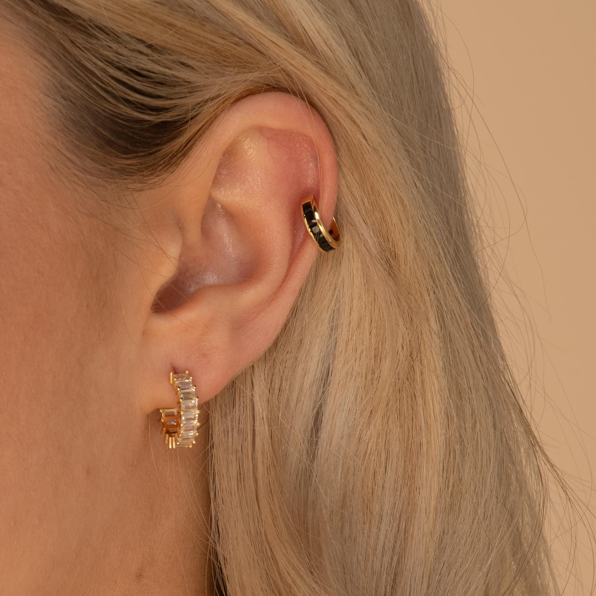 Single Black Sapphire Ear Cuff - Camile & Stone