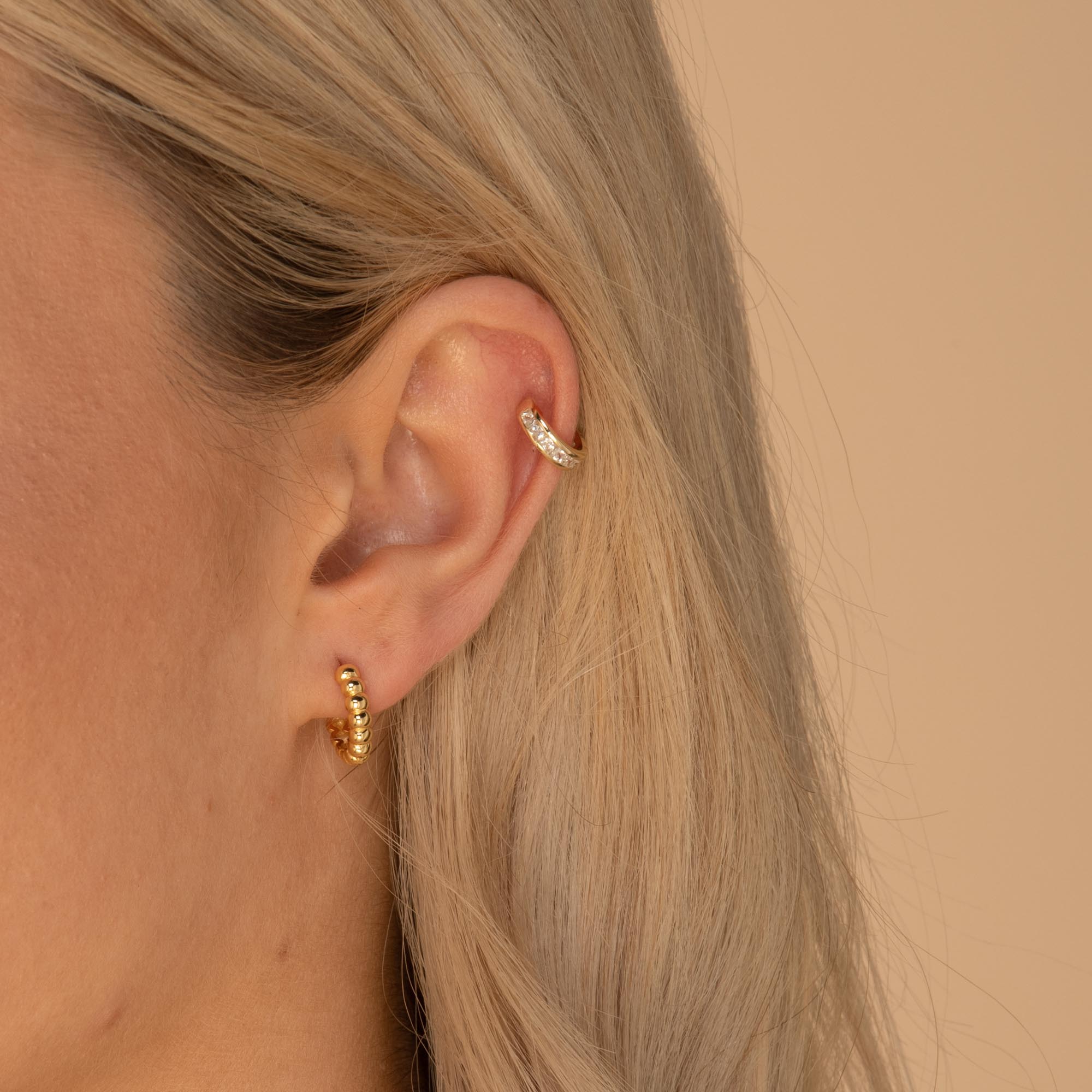 Single Sapphire Ear Cuff - Camile & Stone