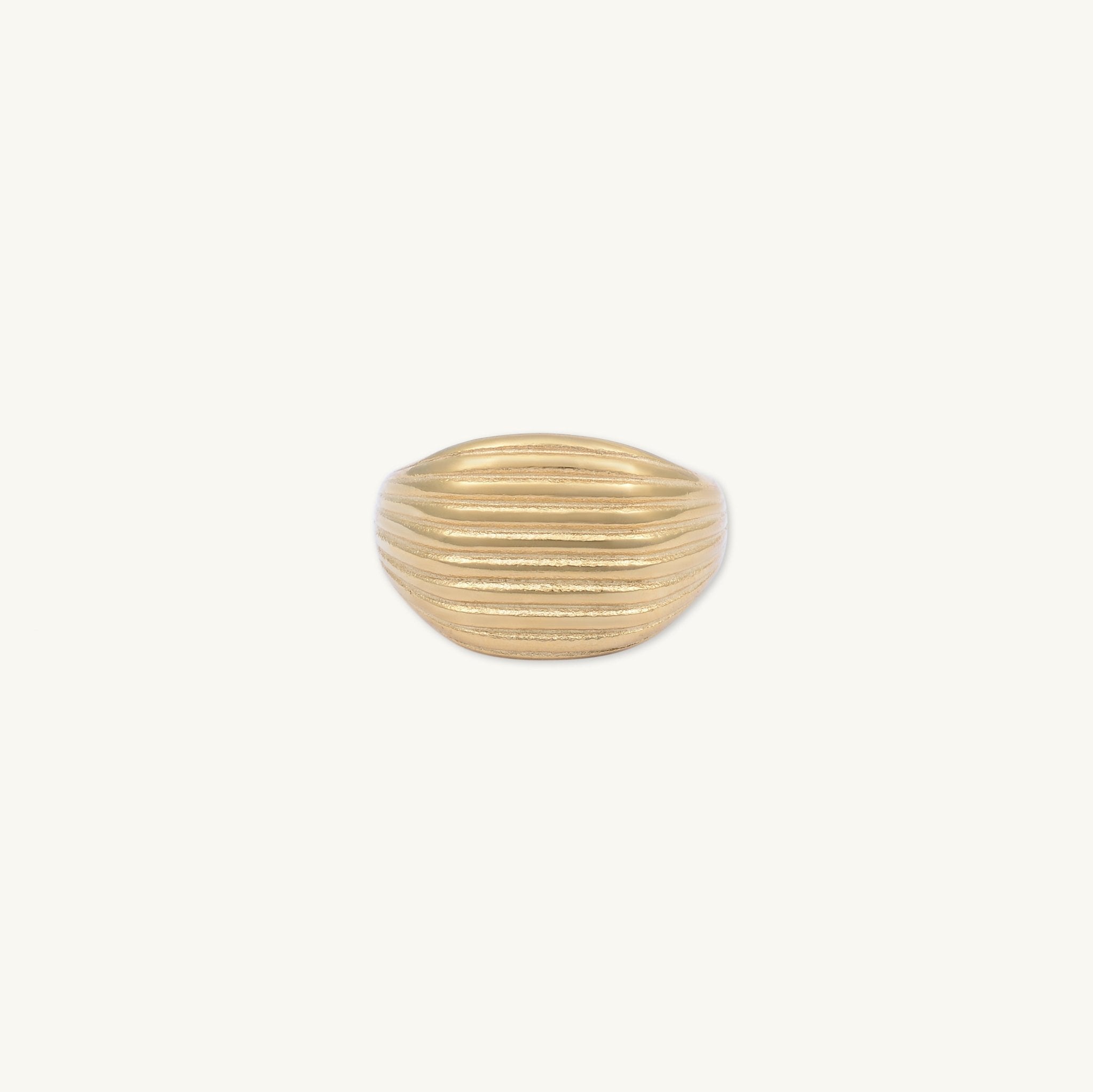 Statement Ribbed Dome Ring - Camile & Stone