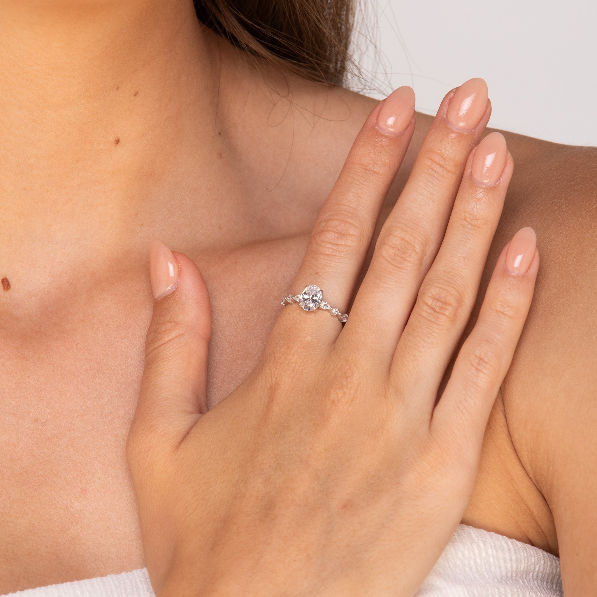 The Amalfi Oval Sapphire Engagement Ring - Camile & Stone