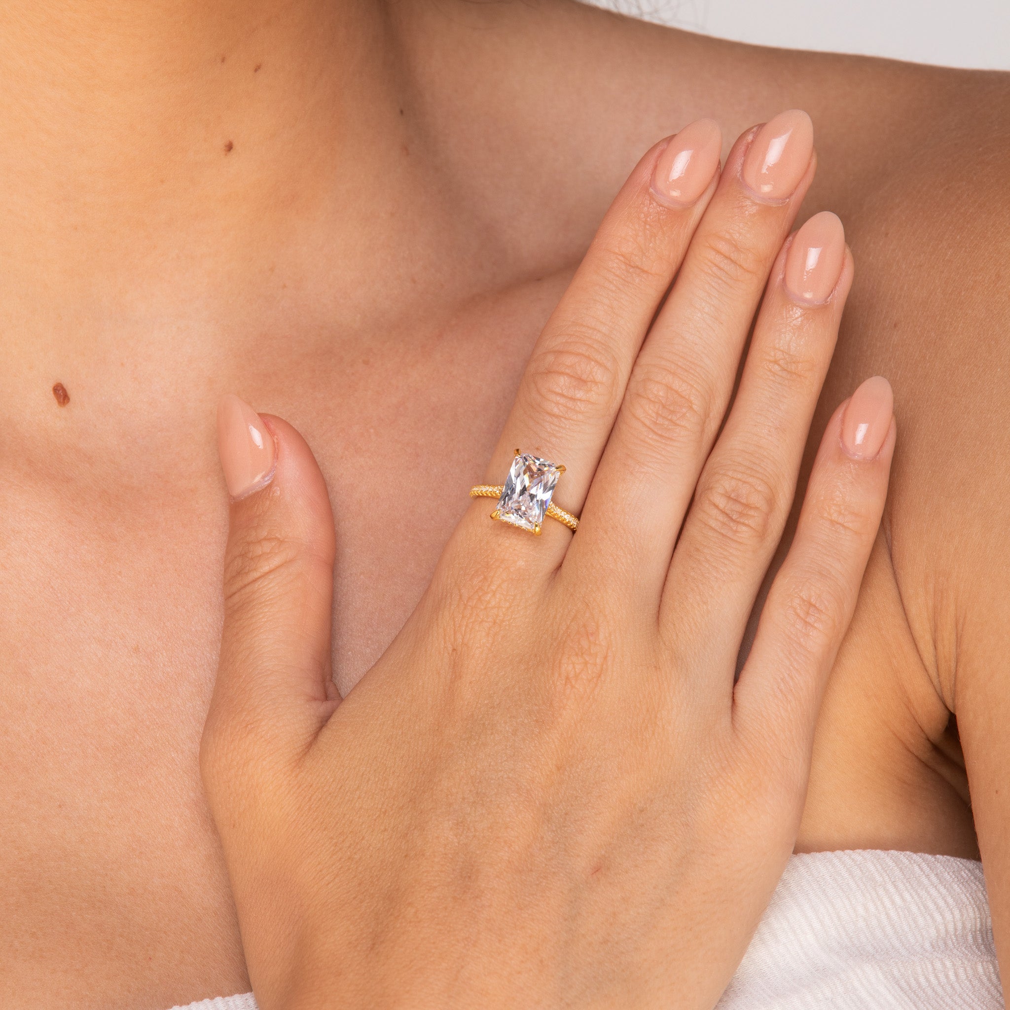 The Marbella Emerald Sapphire Engagement Ring - Camile & Stone