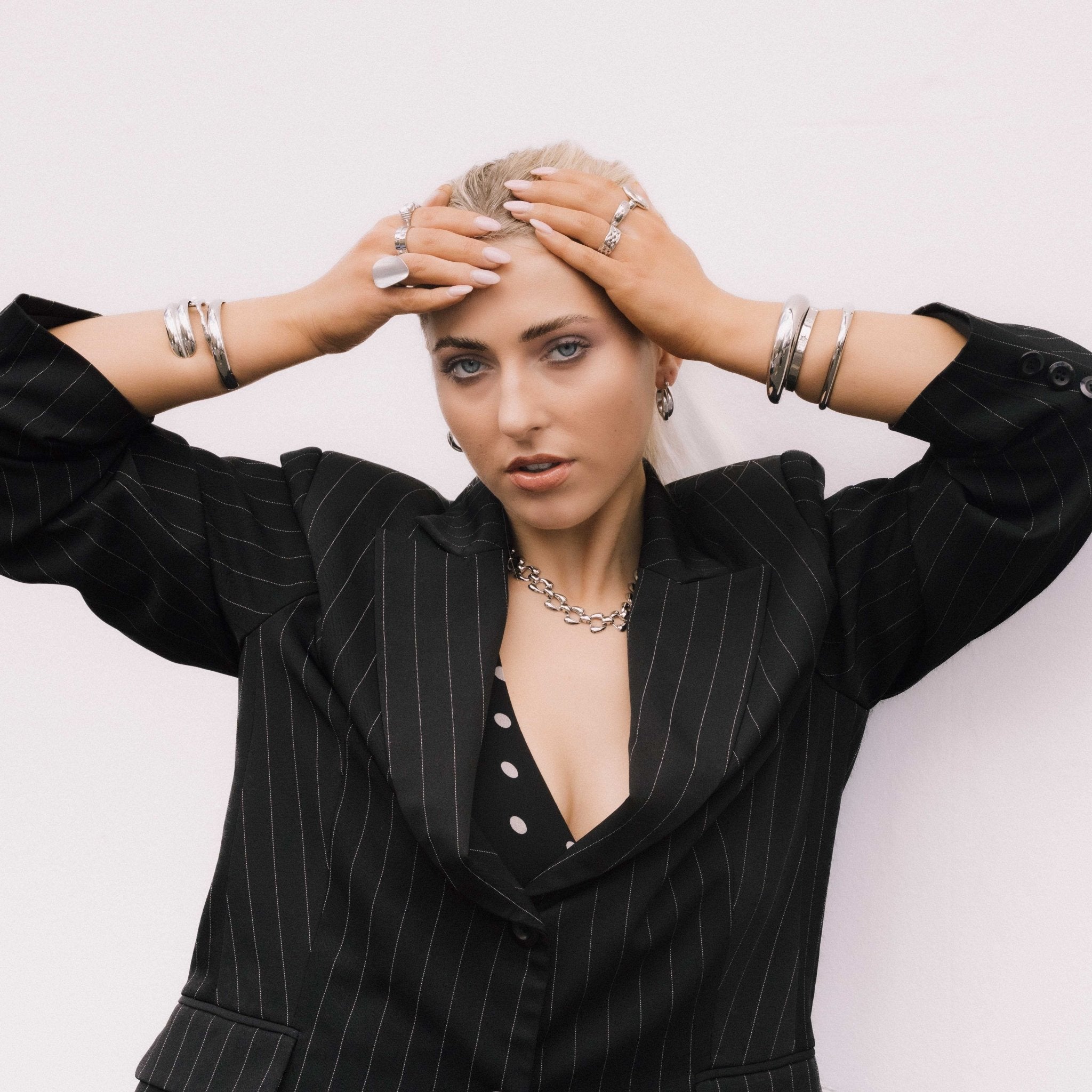 Unisex Cross Sapphire Statement Ring - Camile & Stone