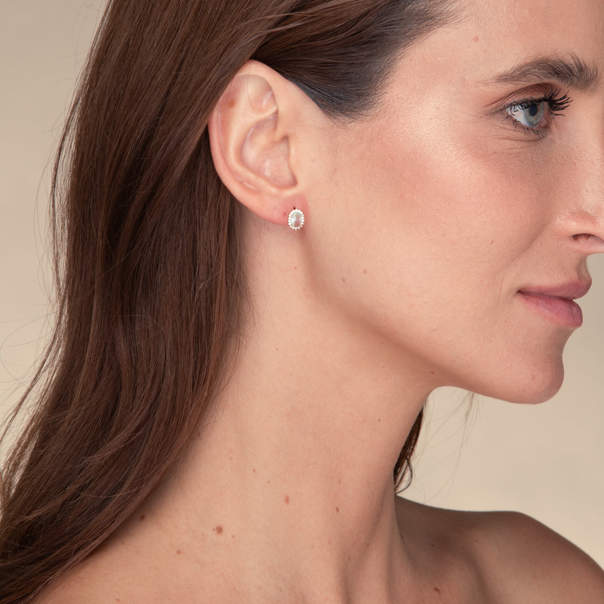 Vintage Sunflower Sapphire Stud Earrings - Camile & Stone