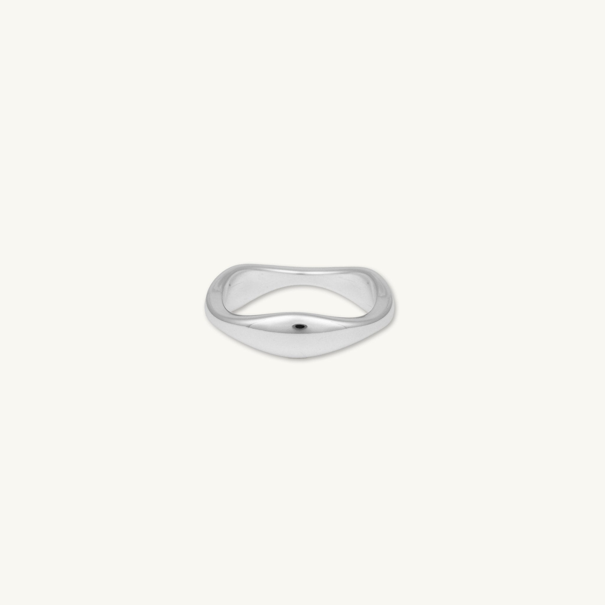 Wavy Dome Statement Ring - Camile & Stone