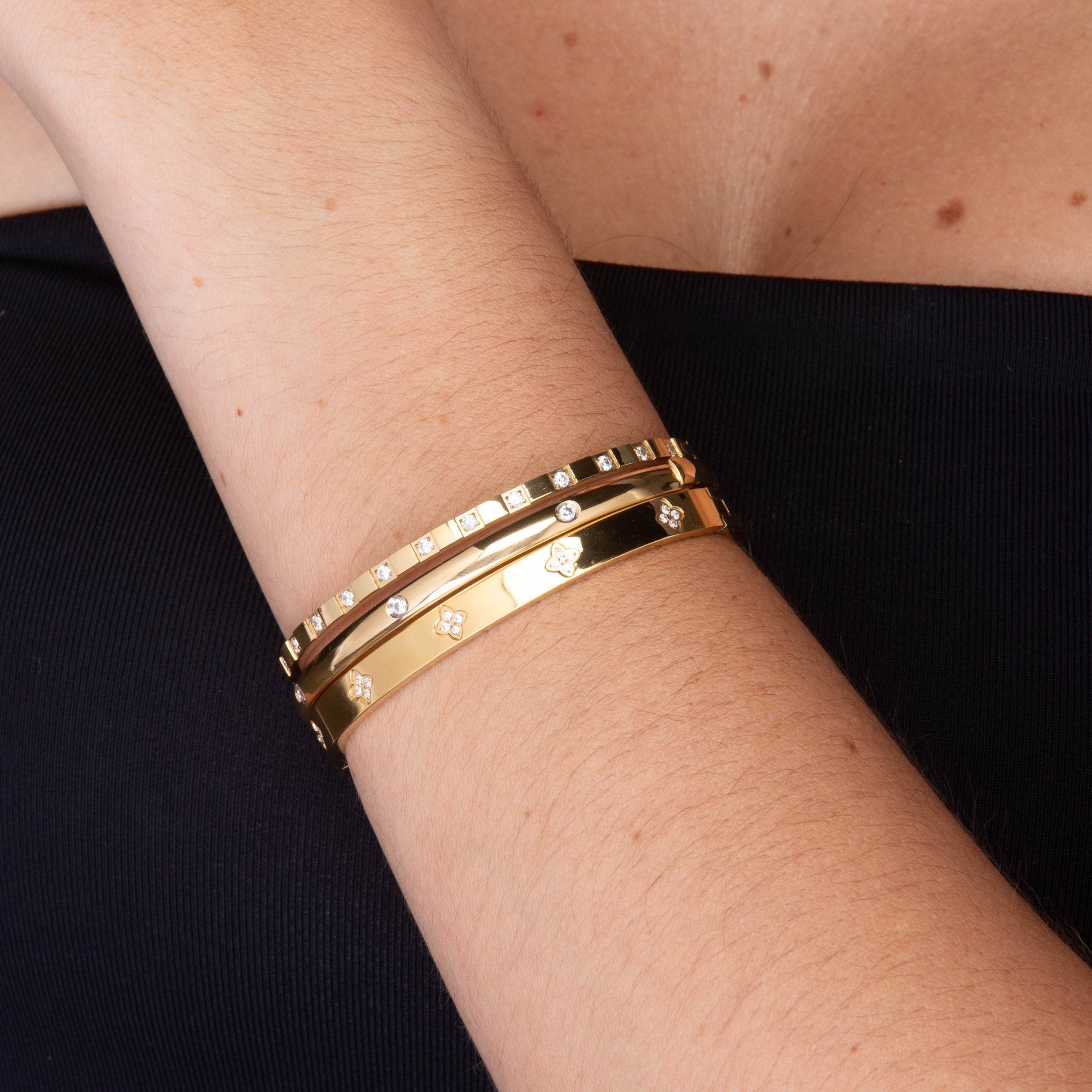 Zirconia Hinged Thin Bangle Bracelet - Camile & Stone