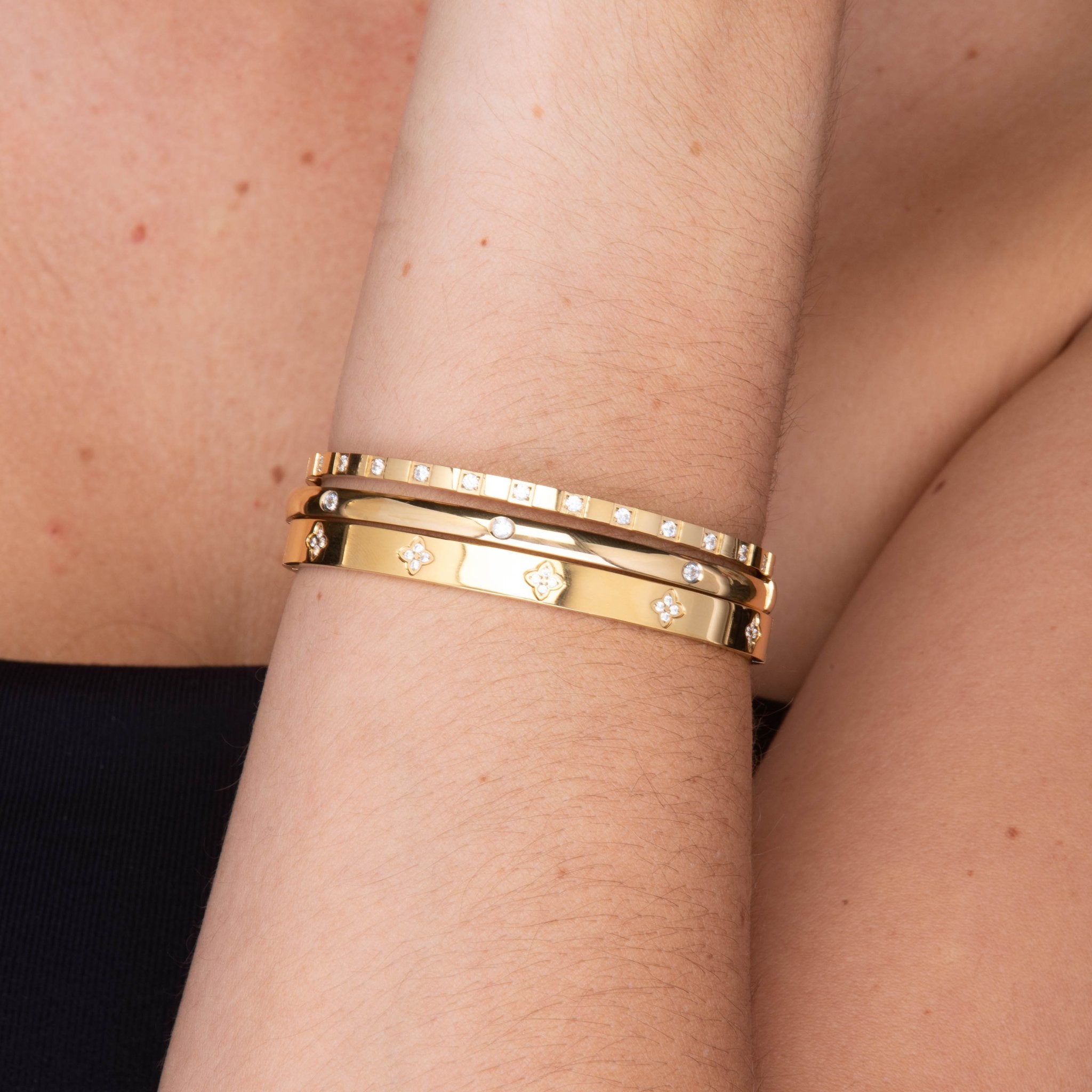 Zirconia Hinged Thin Bangle Bracelet - Camile & Stone