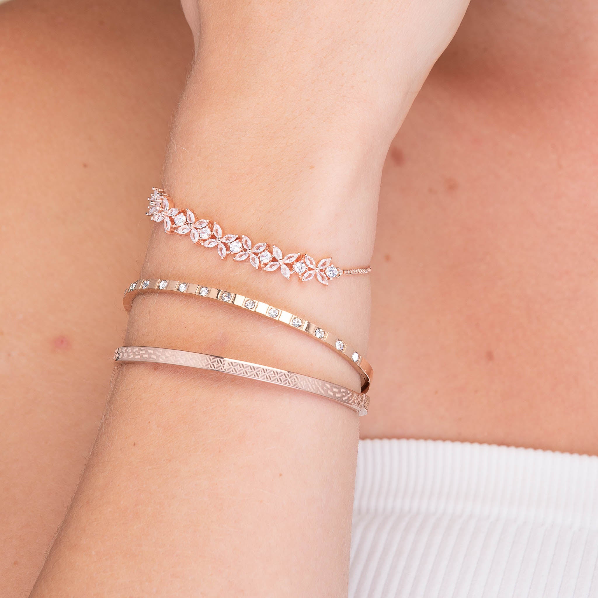 Zirconia Hinged Thin Bangle Bracelet - Camile & Stone