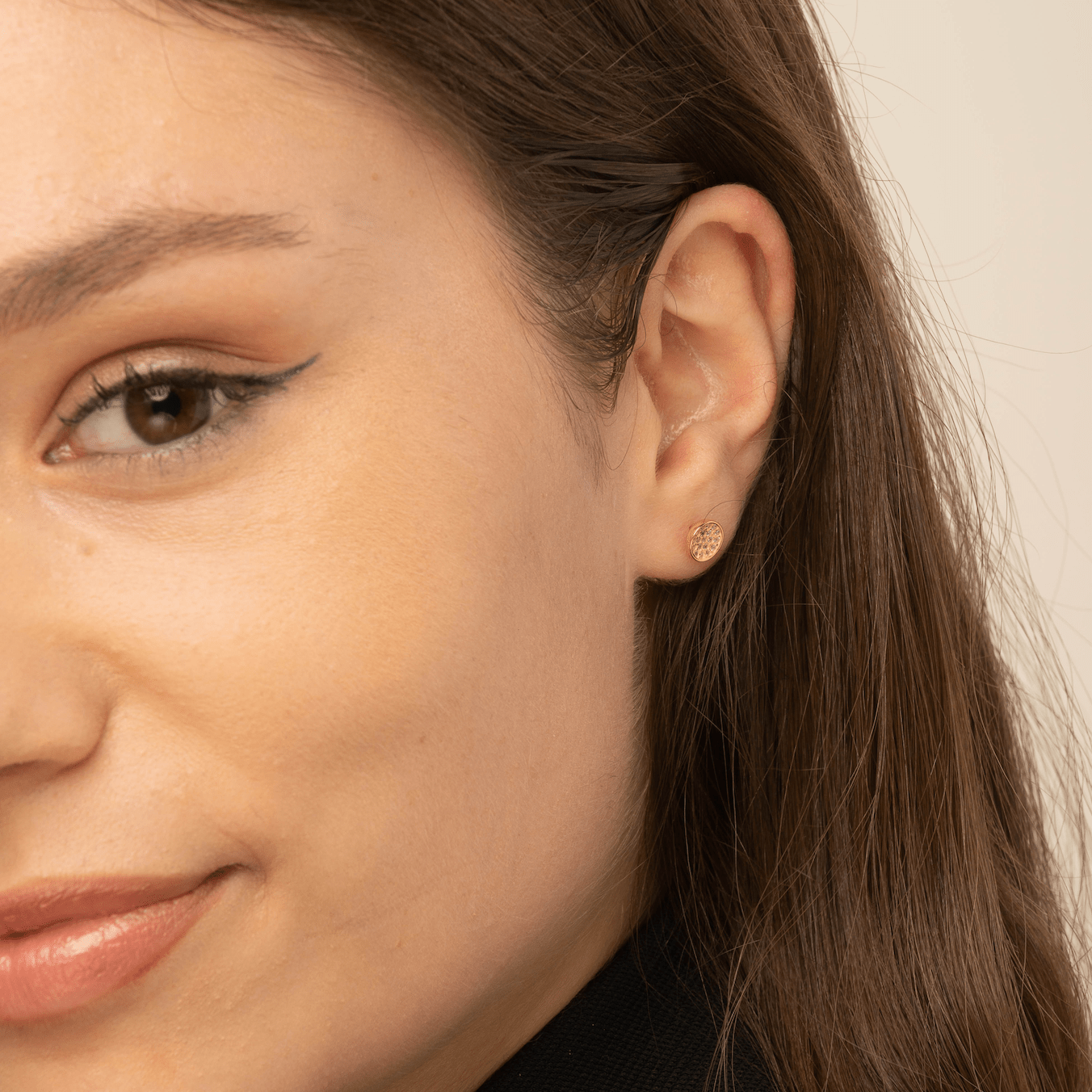 Circle Sapphire Studs - Camile & Stone