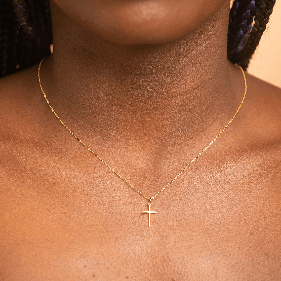 Classic Cross Pendant Necklace - Camile & Stone