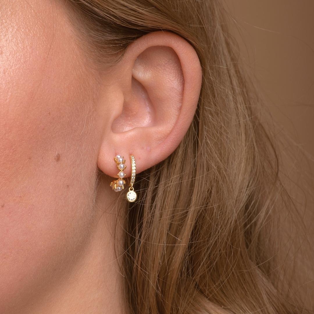 Classic Pearl Huggie Earrings - Camile & Stone
