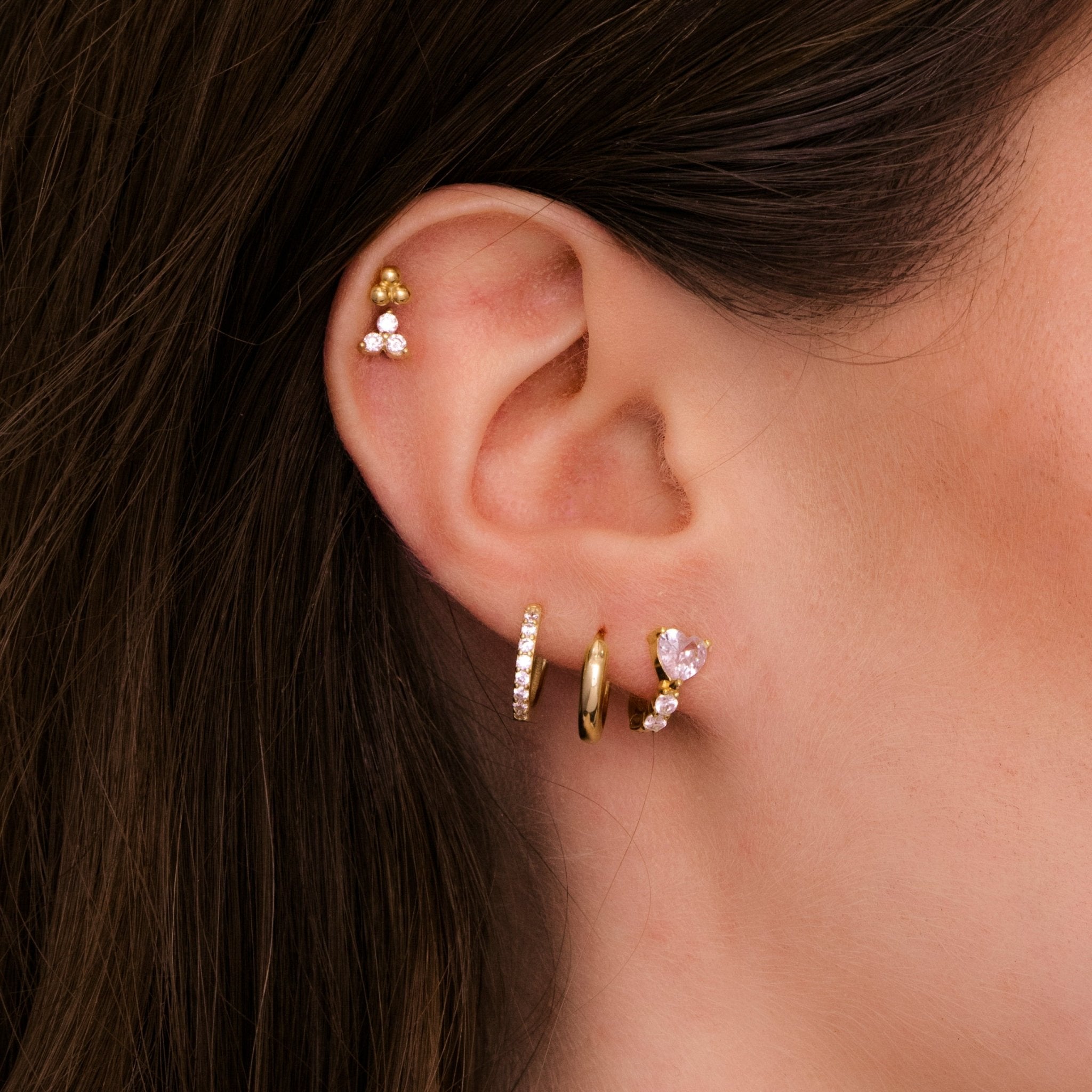 Heart Sapphire Huggie Hoops Earrings - Camile & Stone