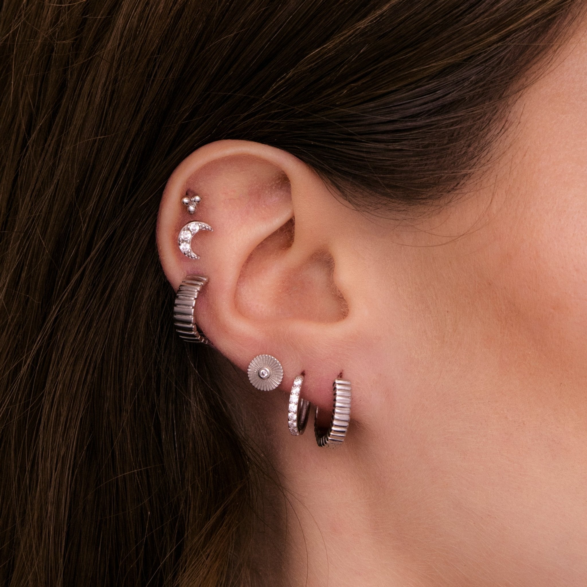 Ridges Huggie Earrings - Camile & Stone