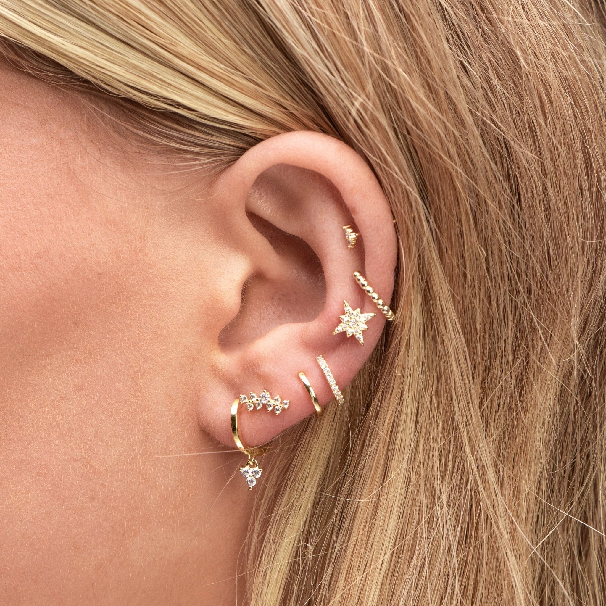 Starry Cluster Sapphire Stud Earrings - Camile & Stone