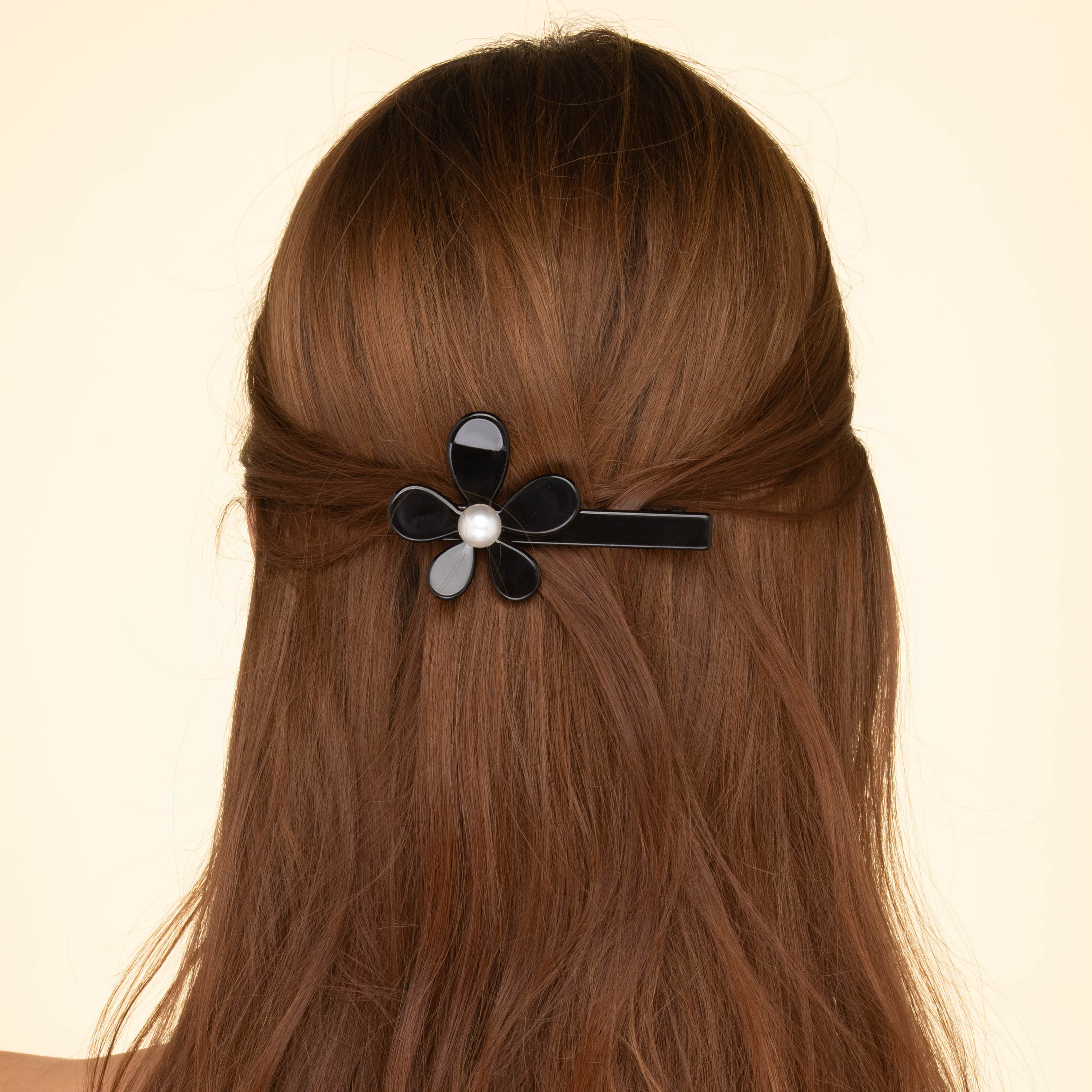 Daisy Black Pearl French Hair Clip