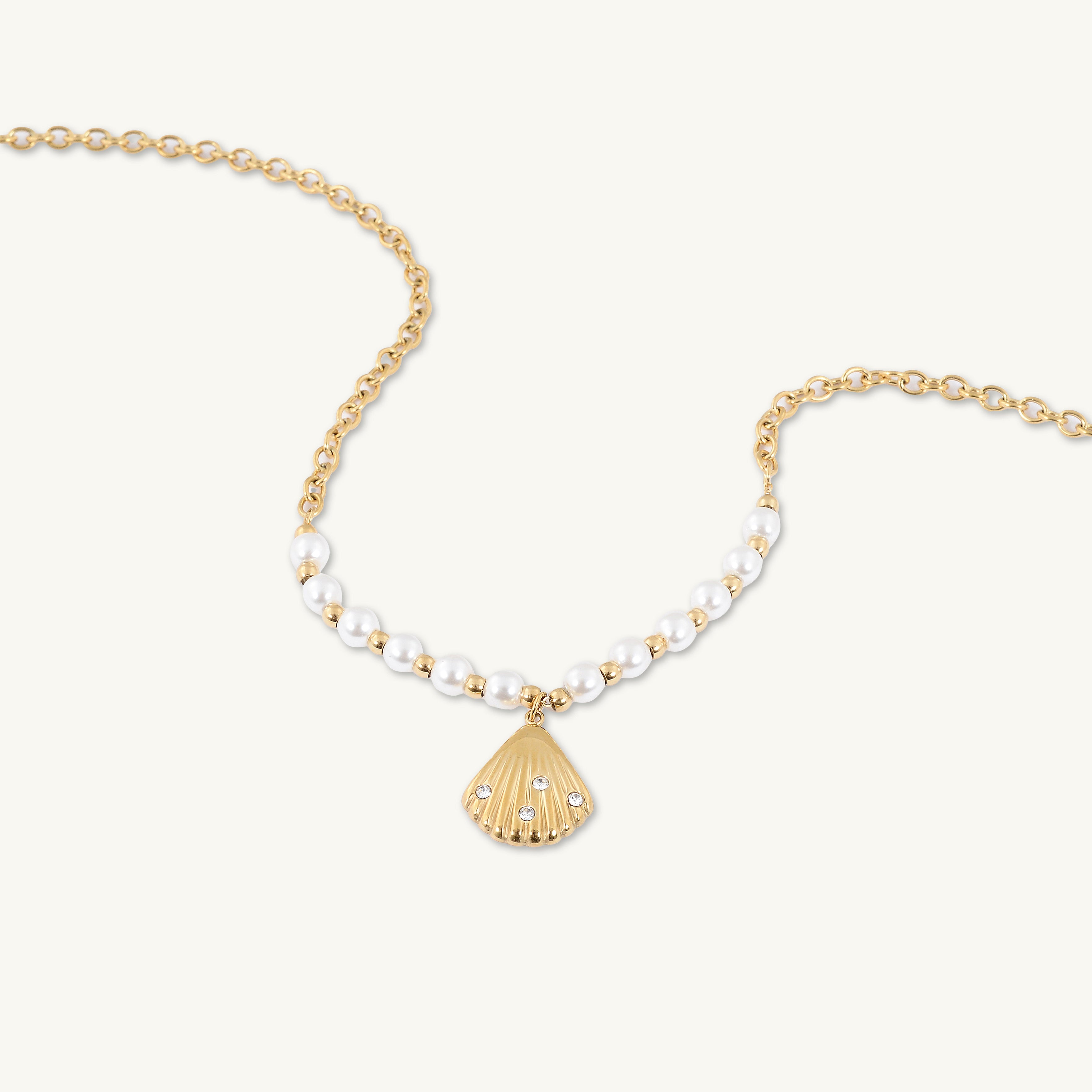 Etherial Shell Pearl Chain Necklace