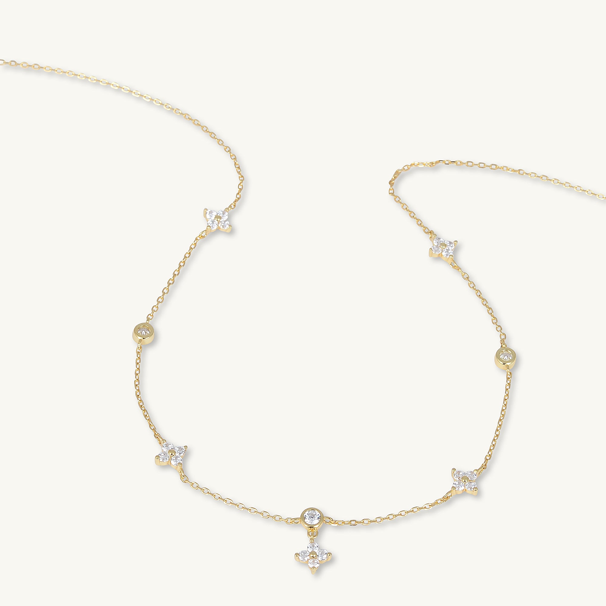 Clover Station Zirconia Chain Necklace