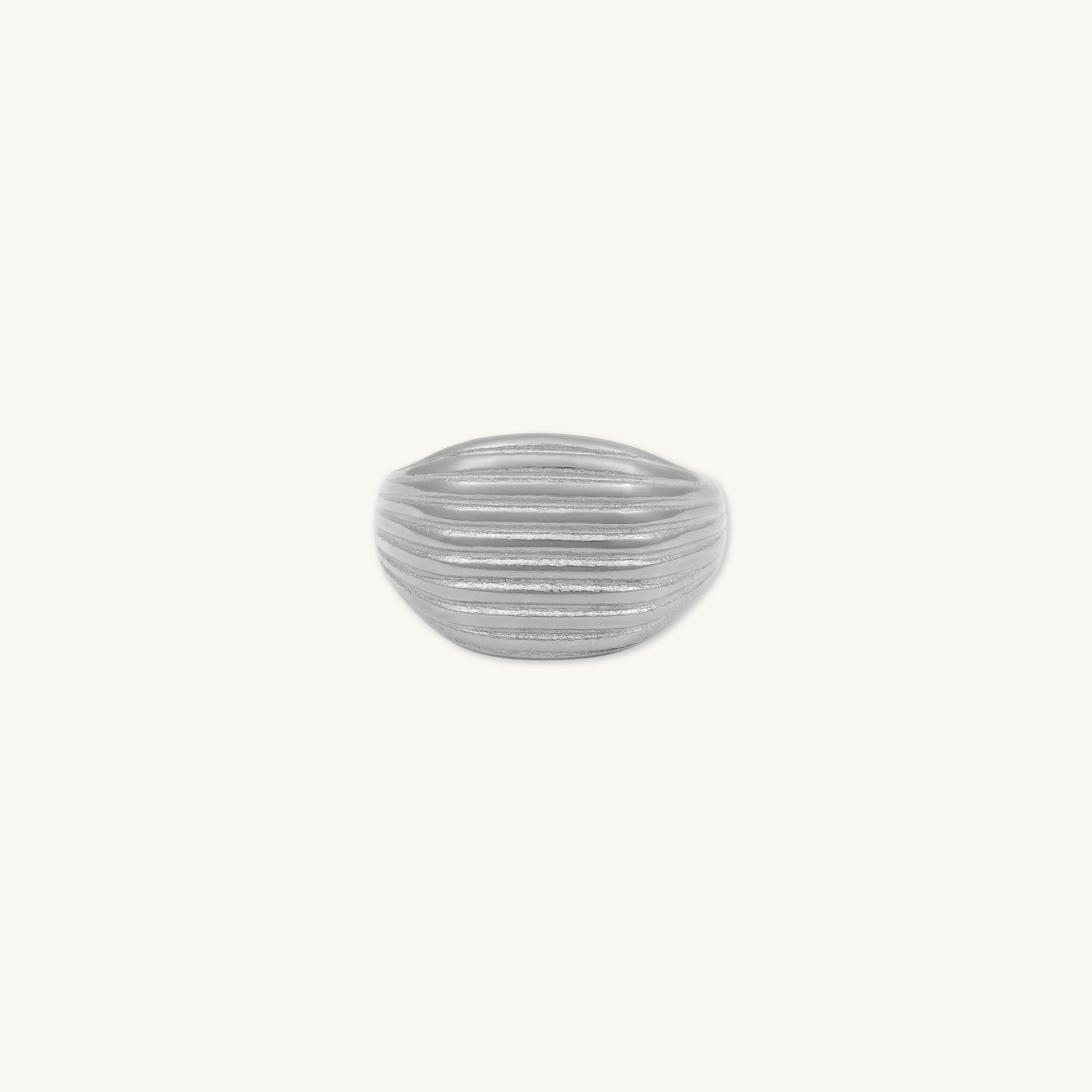 Statement Ribbed Dome Ring