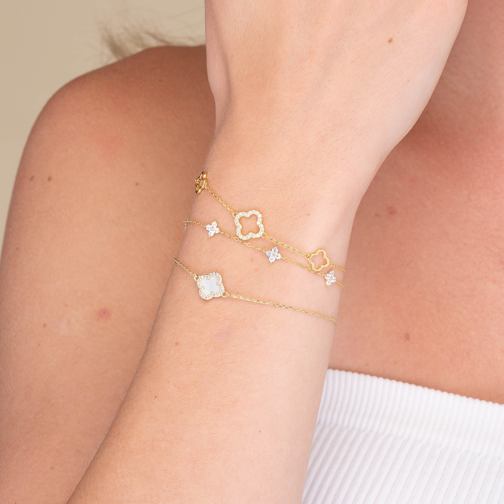 Clover Onyx Black Sapphire Bracelet - Camile & Stone